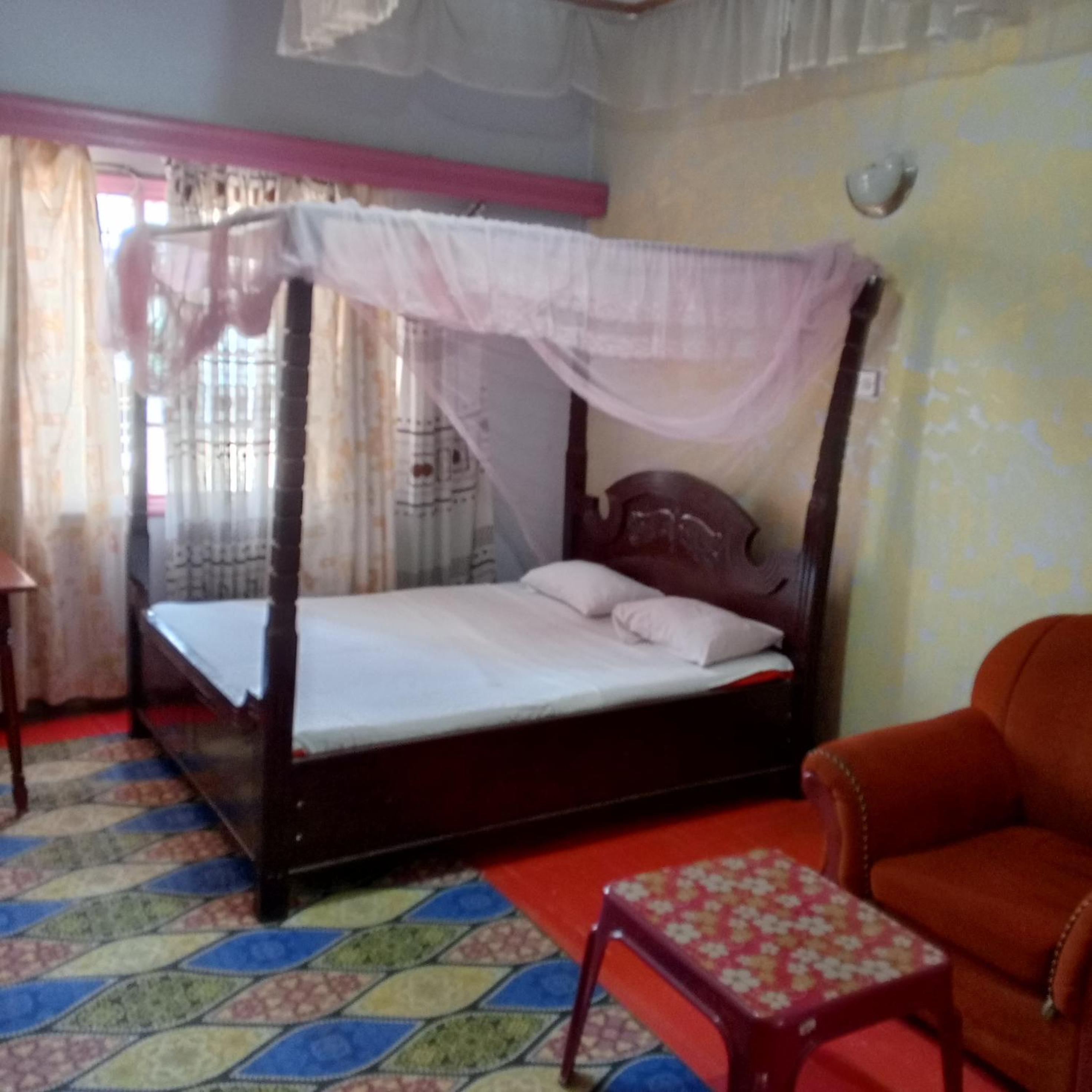 Small Double Room photo 2