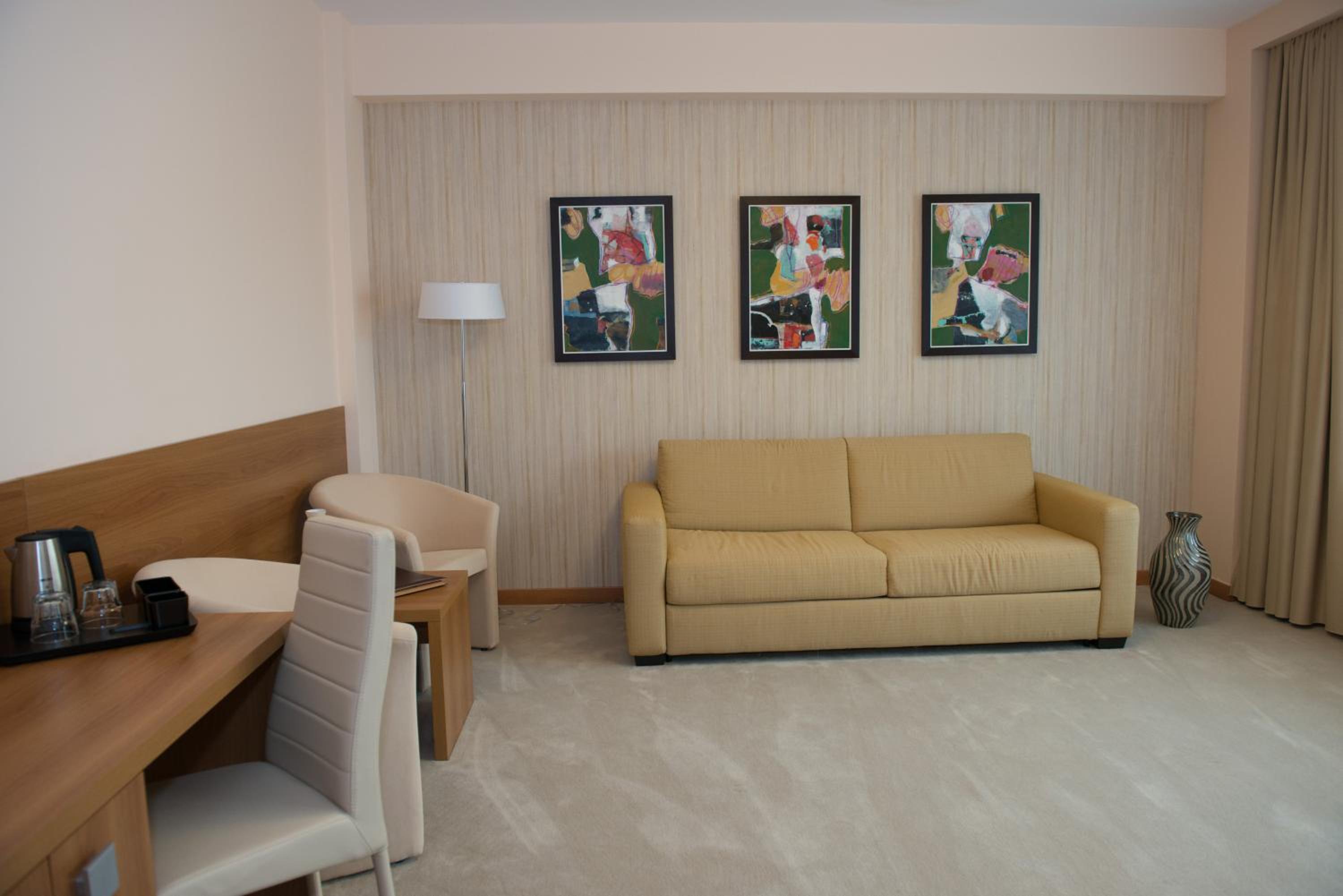Family Suite - Photo 1