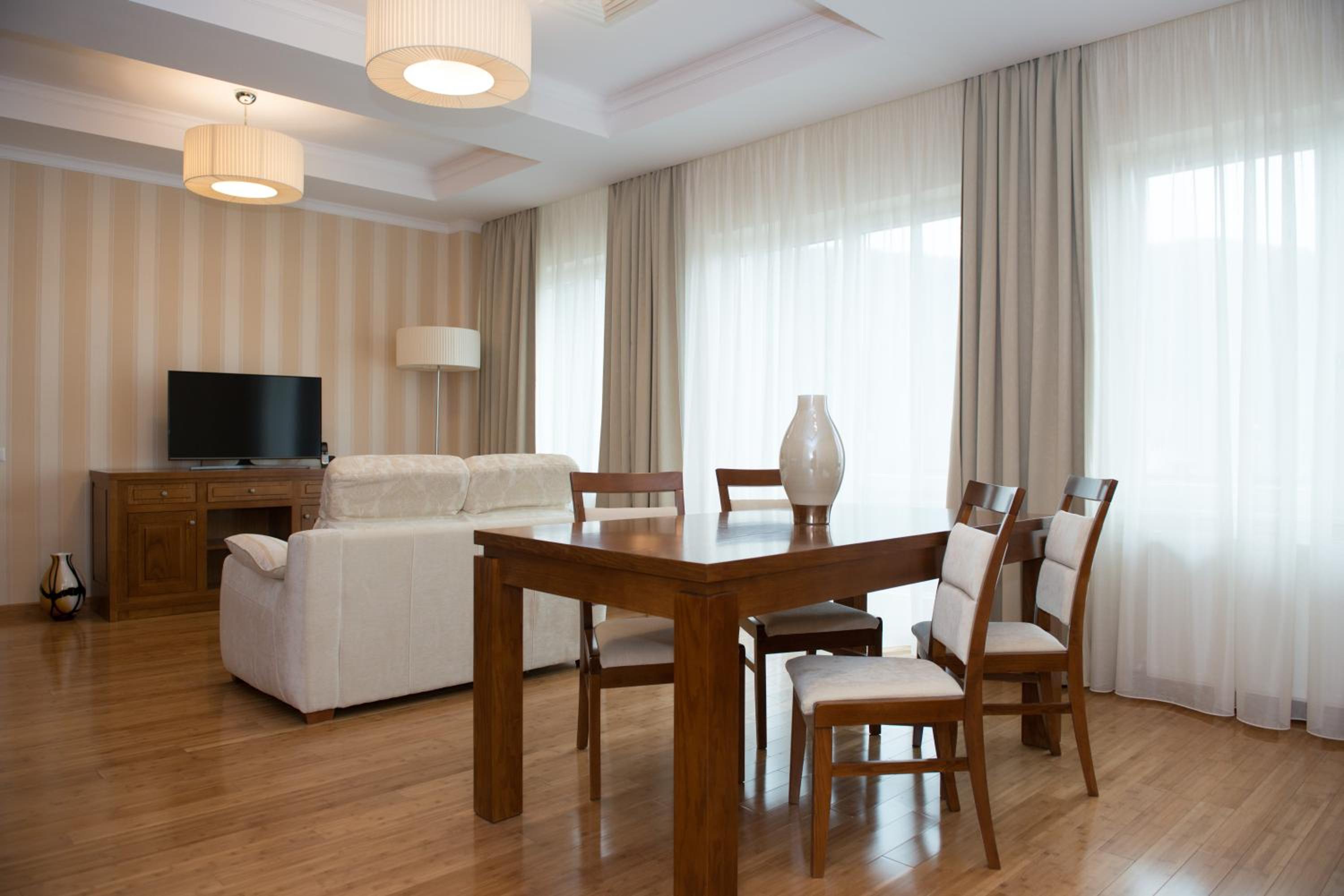 Presidential Suite photo 3