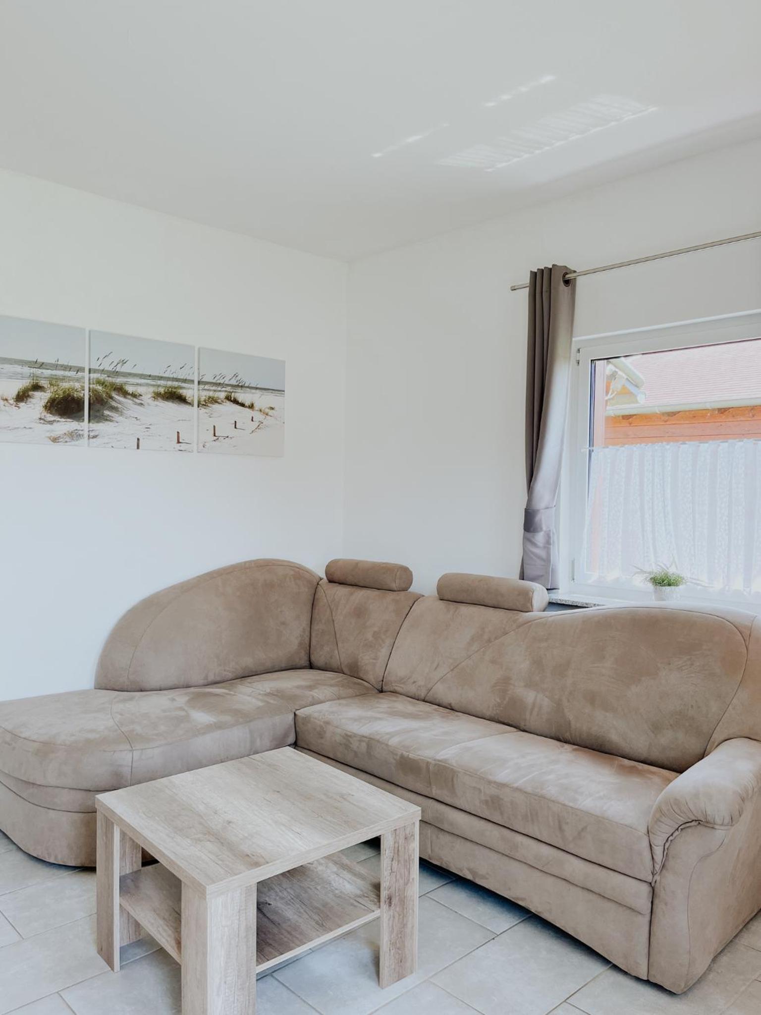 One-Bedroom House photo 3