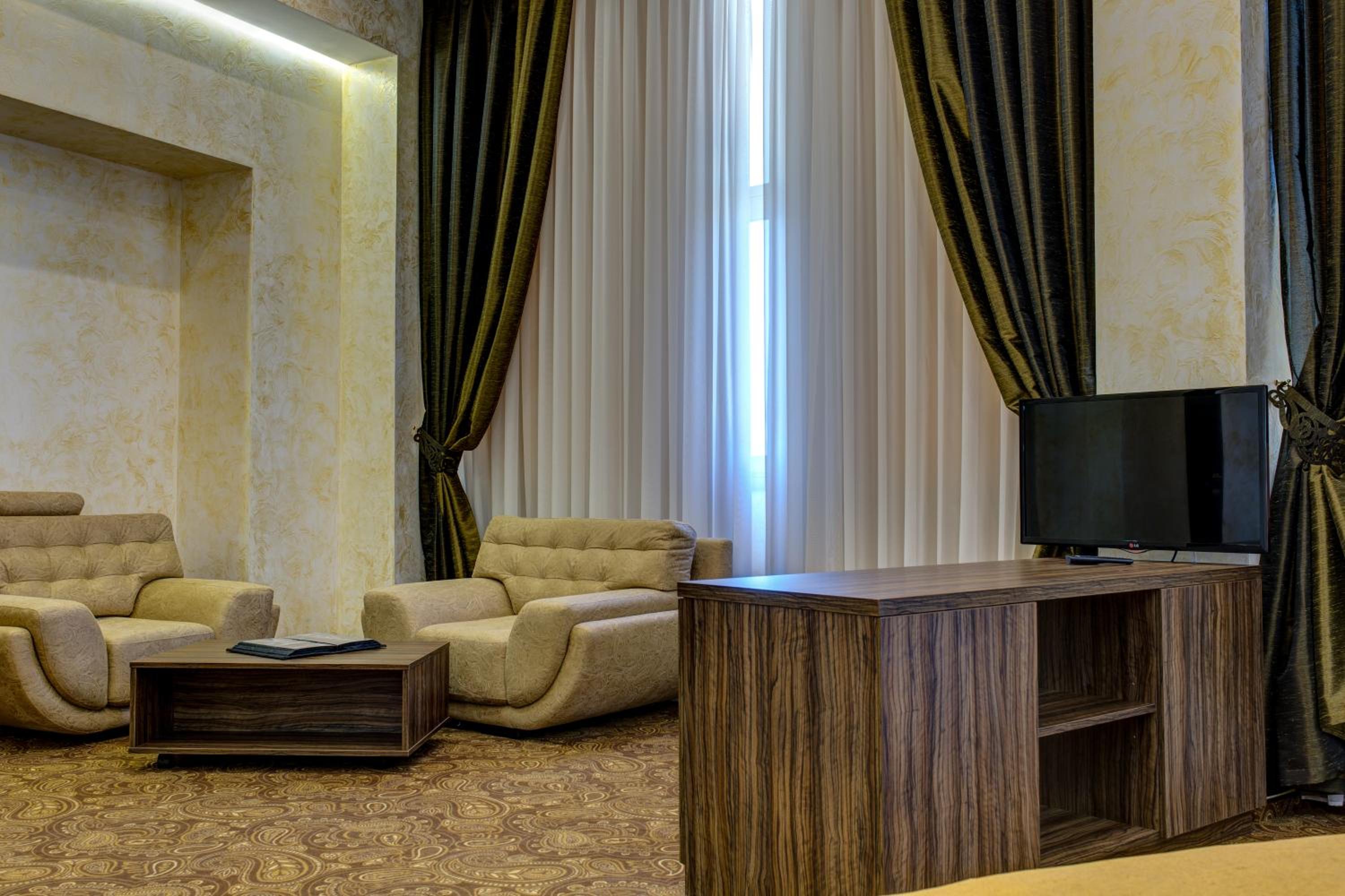 Standard King Room