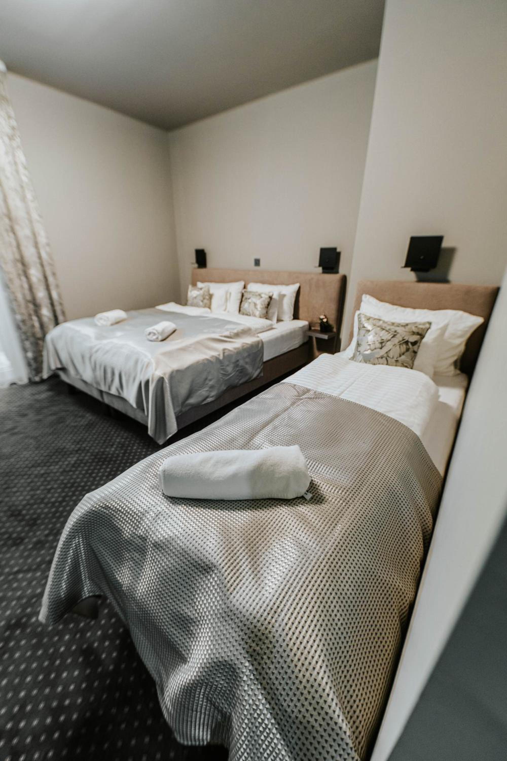 Quadruple Room with Terrace photo 2