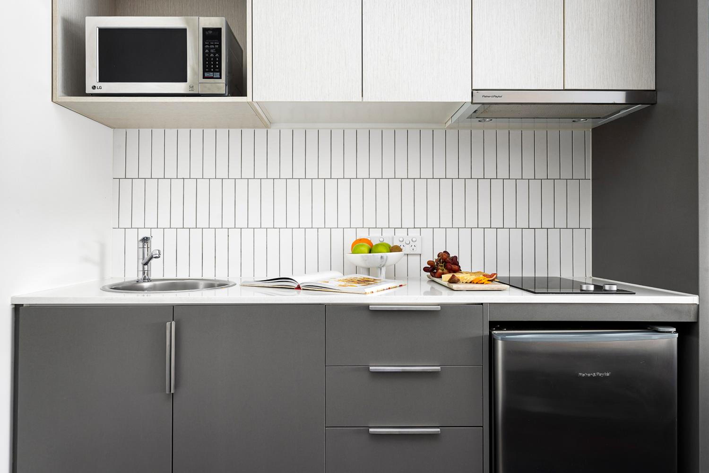 Studio Accessible Apartment