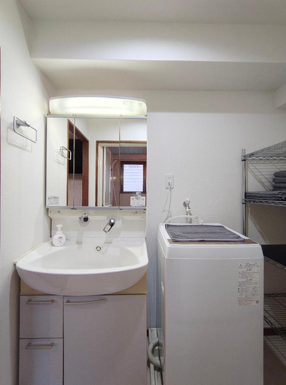 Family Room with Private Bathroom photo 1