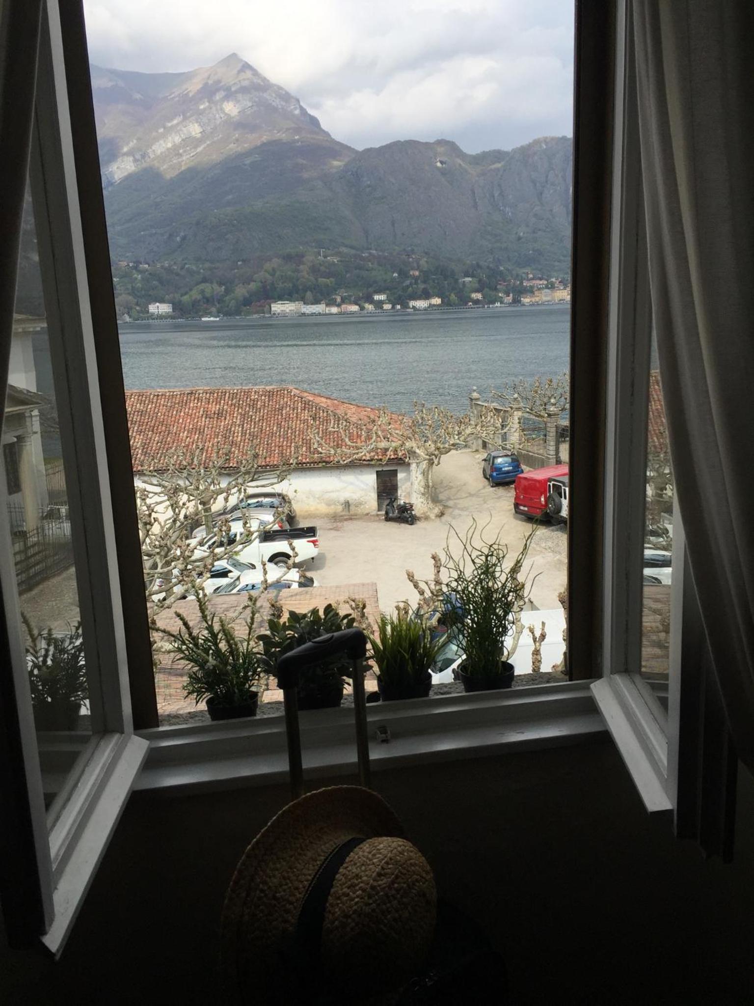 One-Bedroom Apartment with Lake view (2 Adults) photo 3