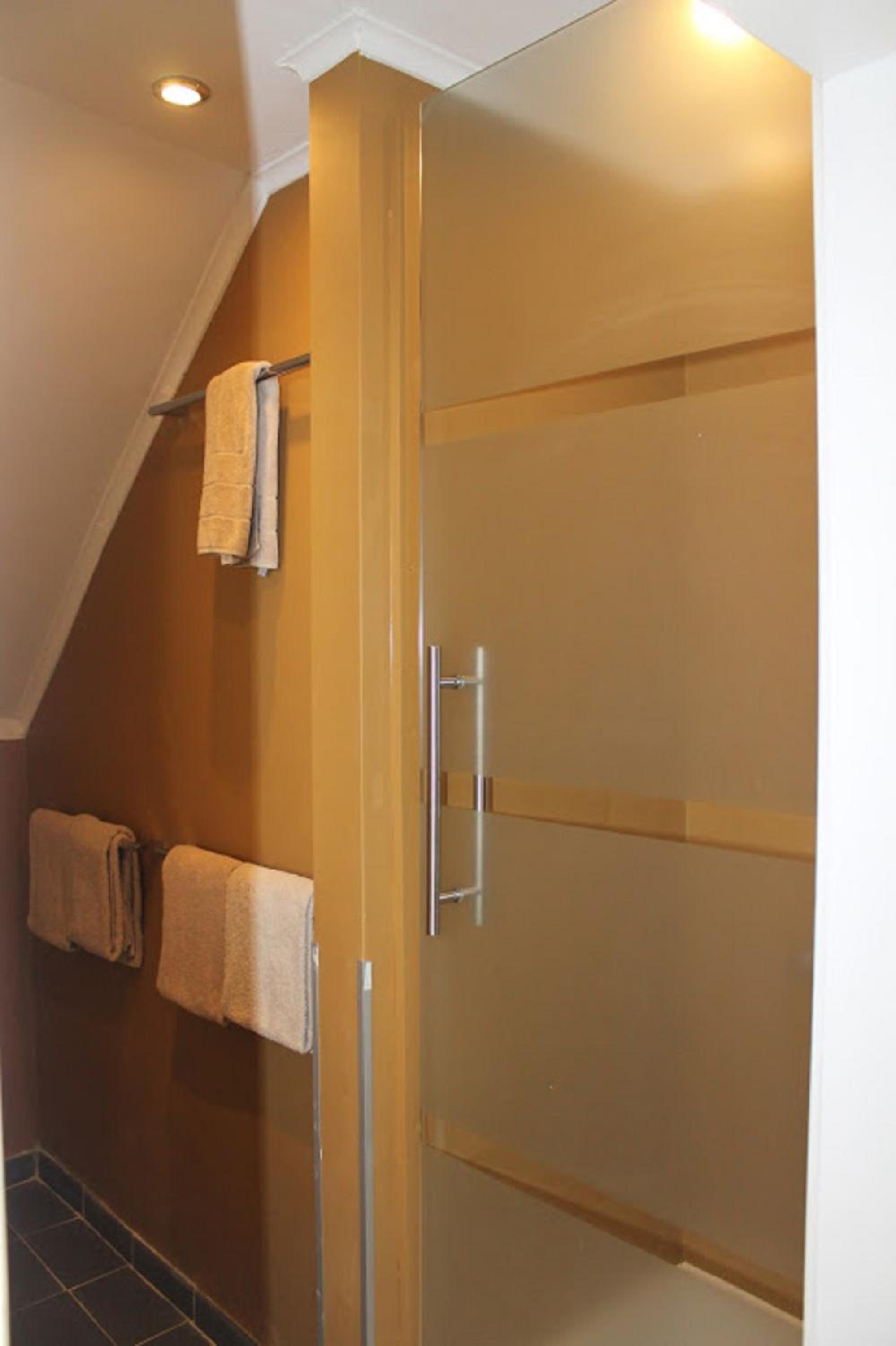 Quadruple Room with View - Photo 3
