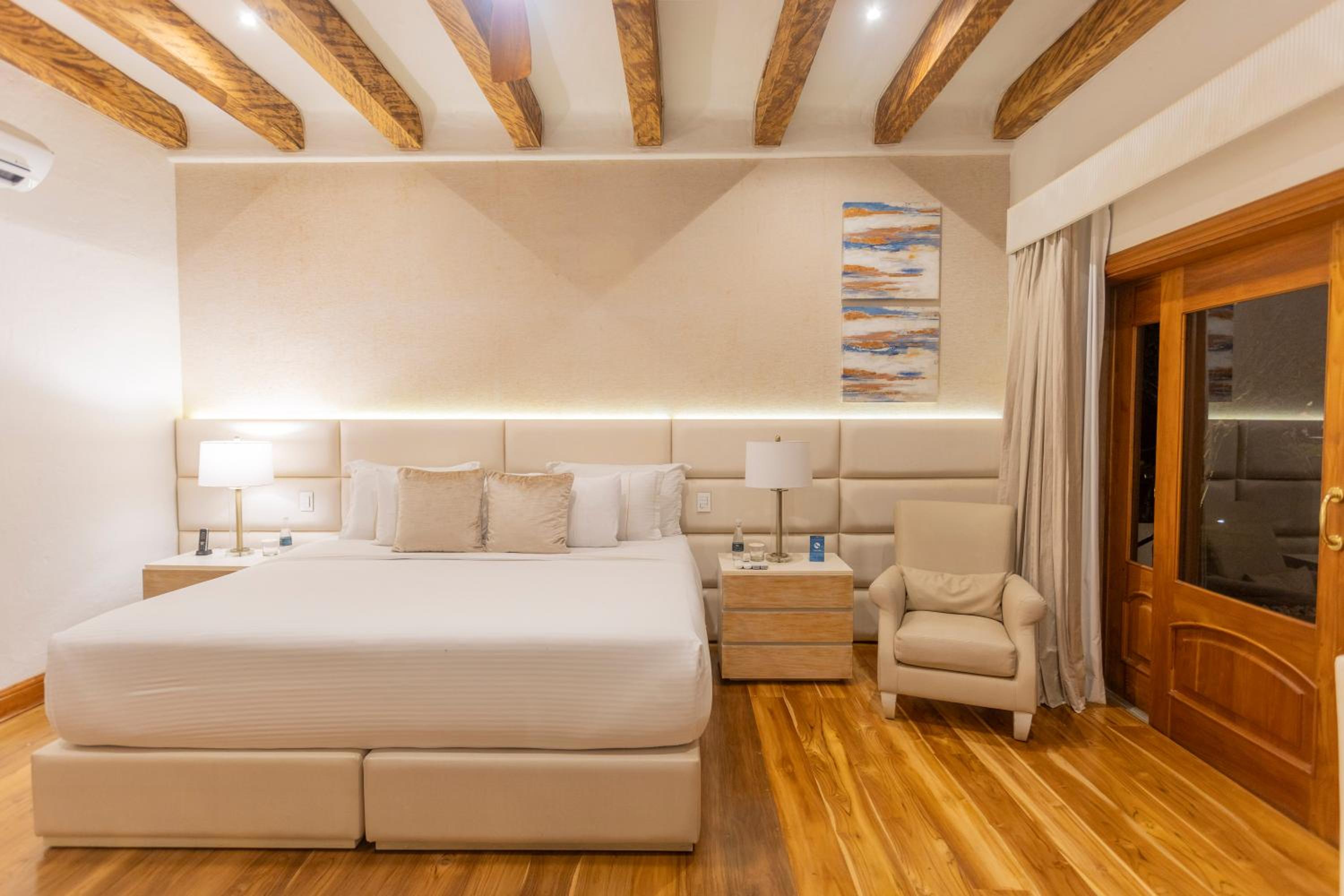 Junior Suite - Photo 3