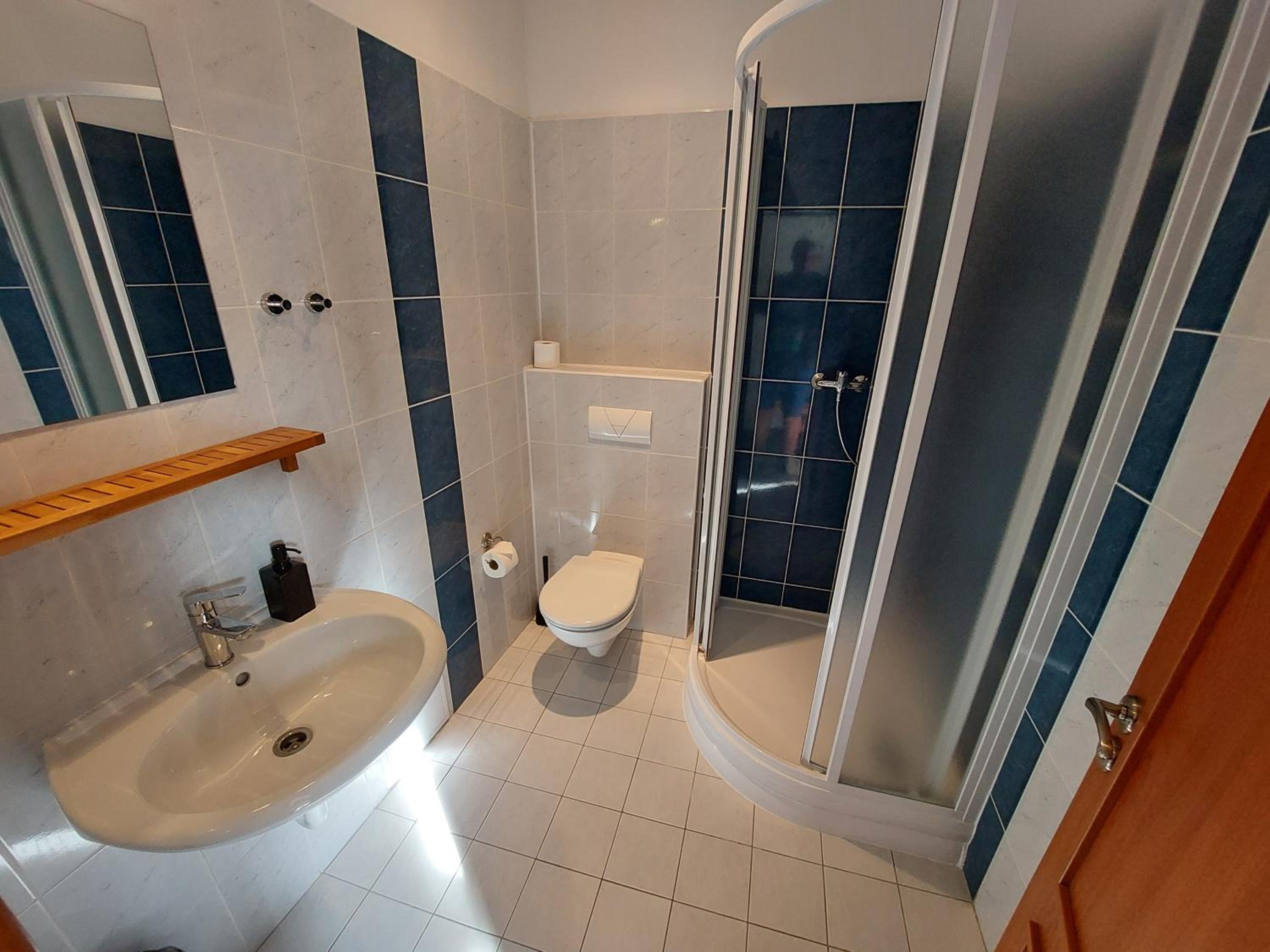 Small Twin Room photo 3