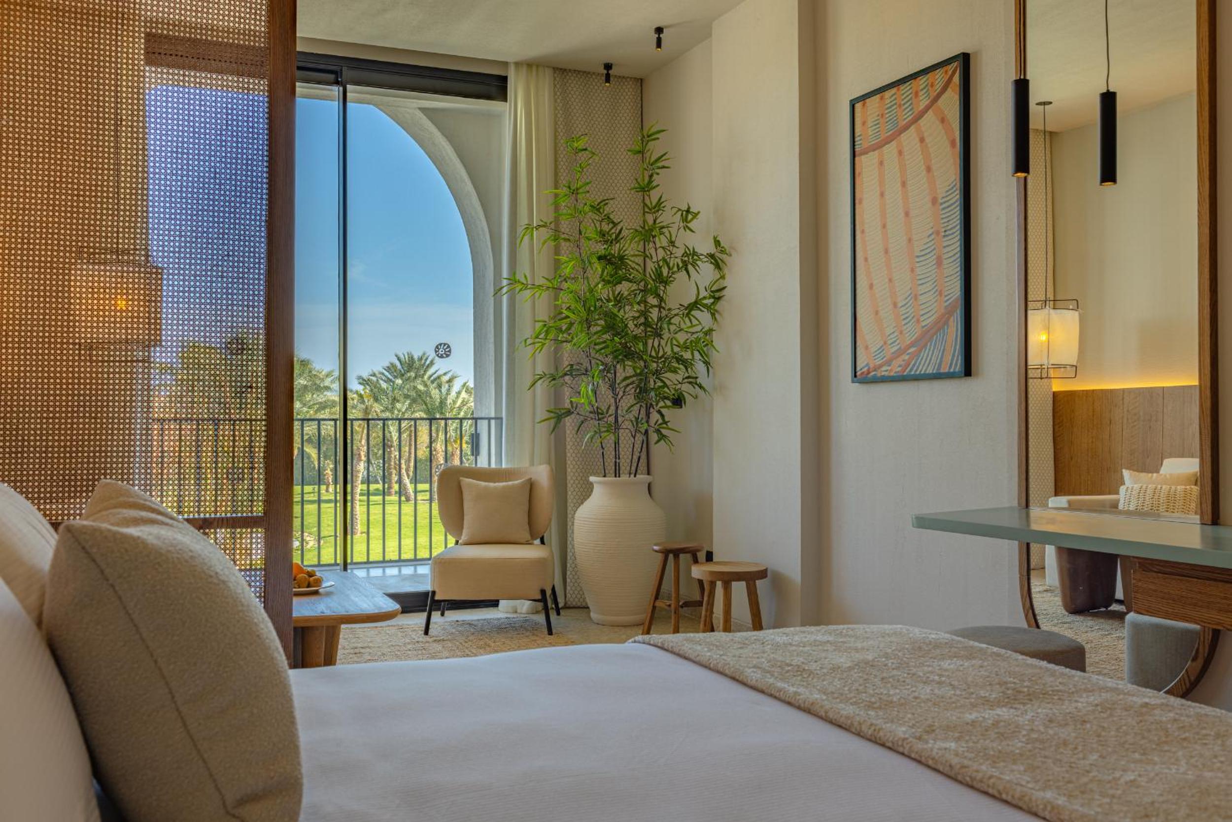 Deluxe Room Garden View - Photo 2