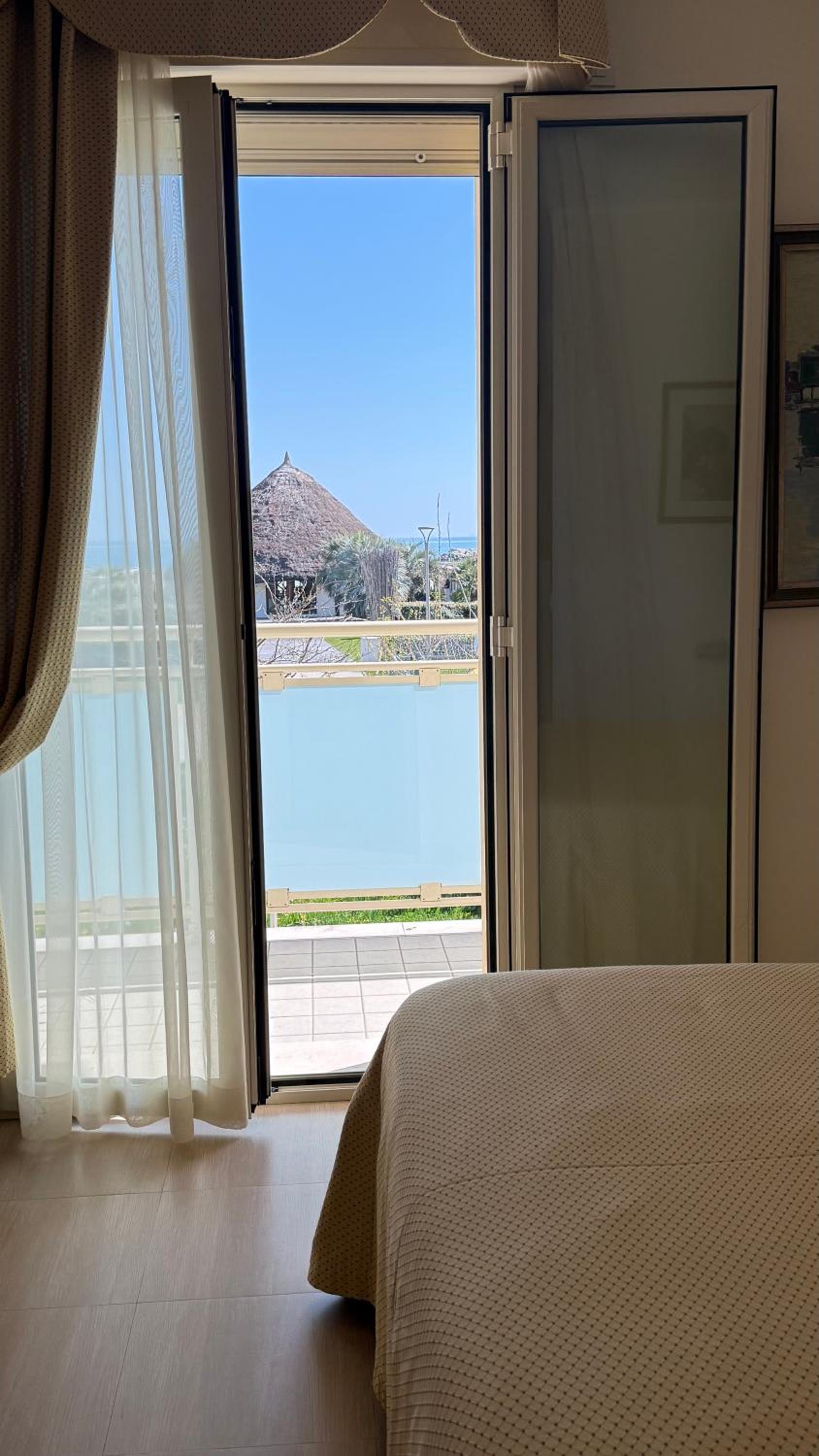 Deluxe Triple Room with Sea View