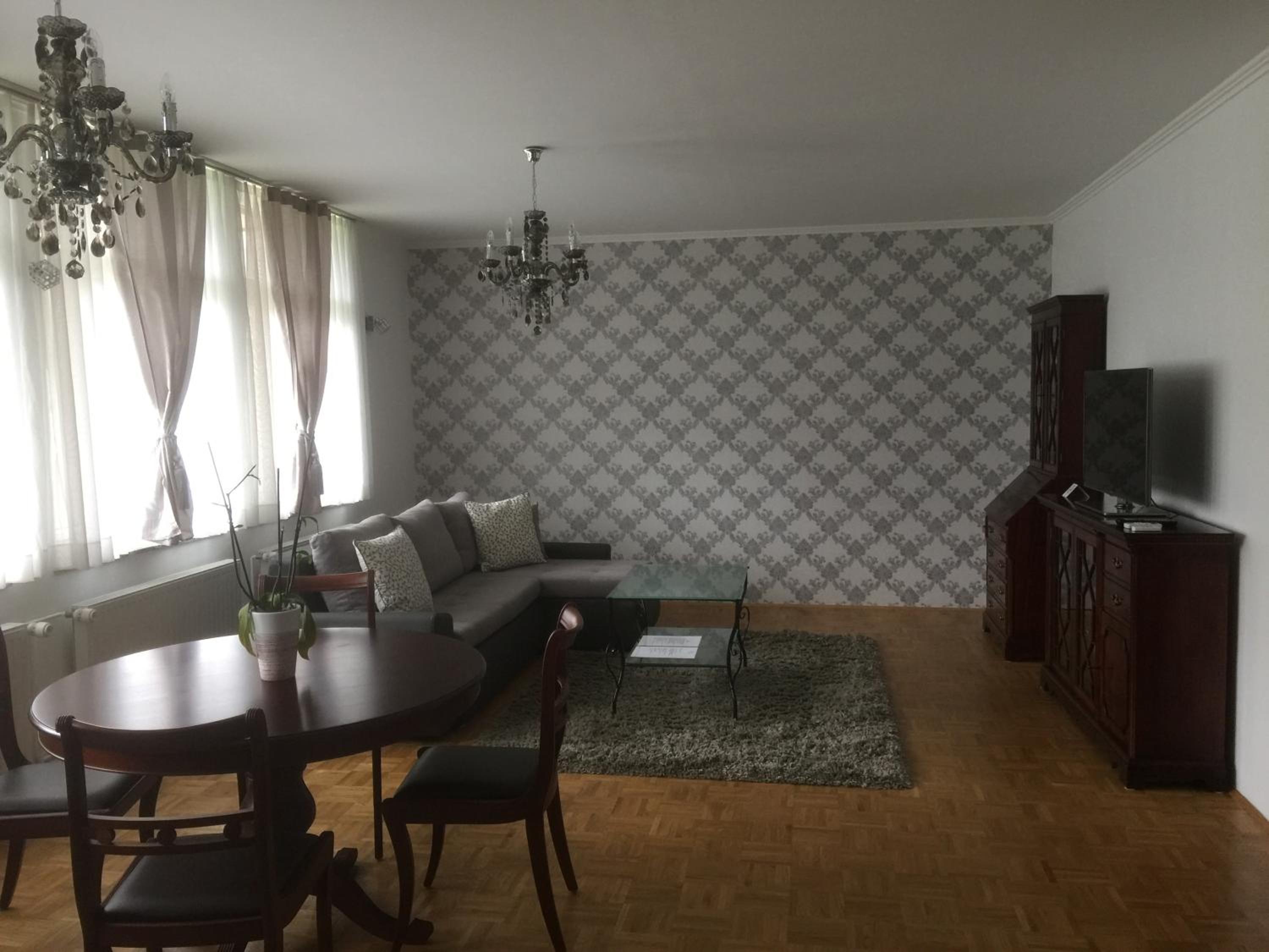 One-Bedroom Apartment with Garden View photo 3