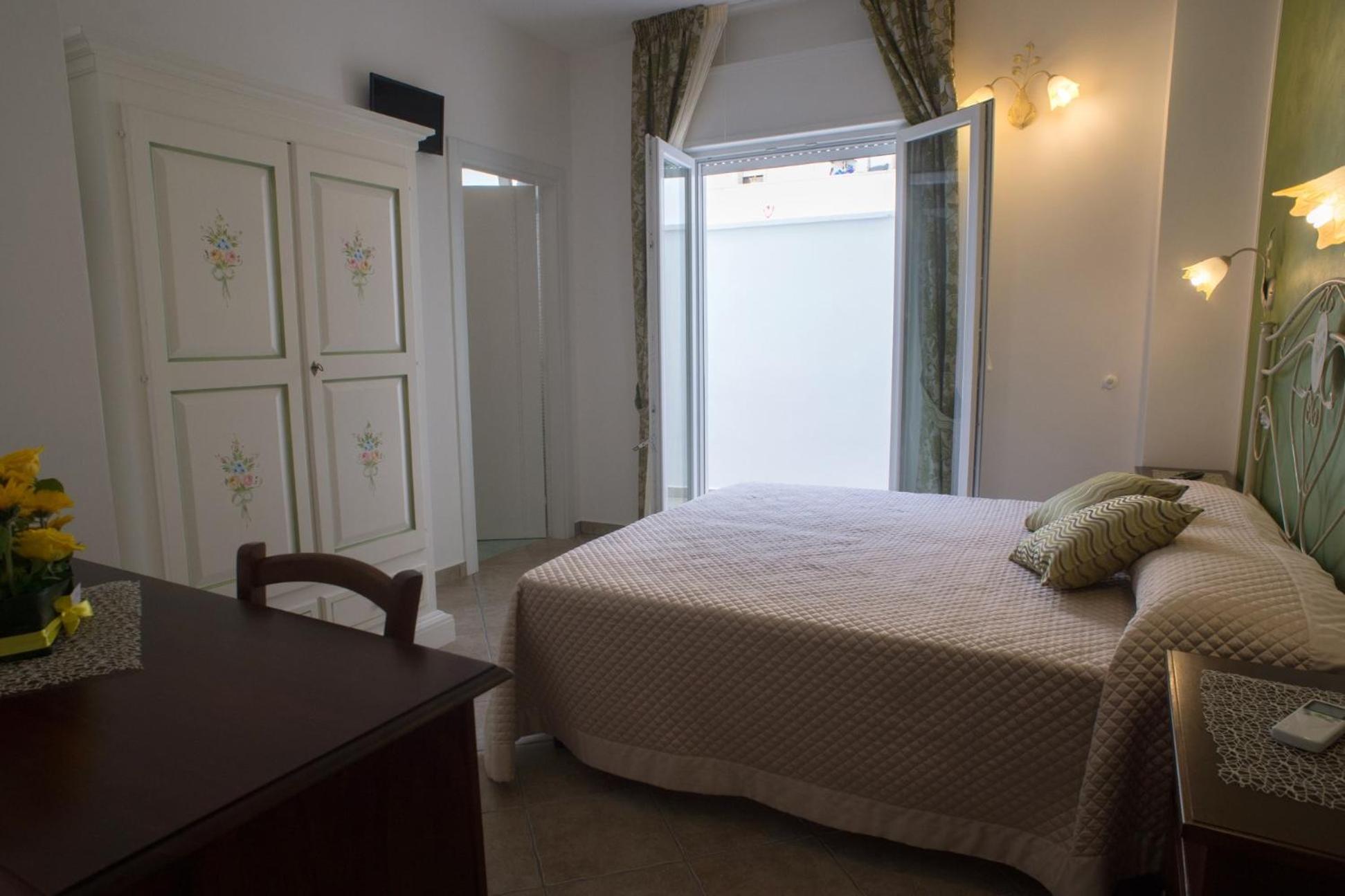 Double Room with Terrace photo 1