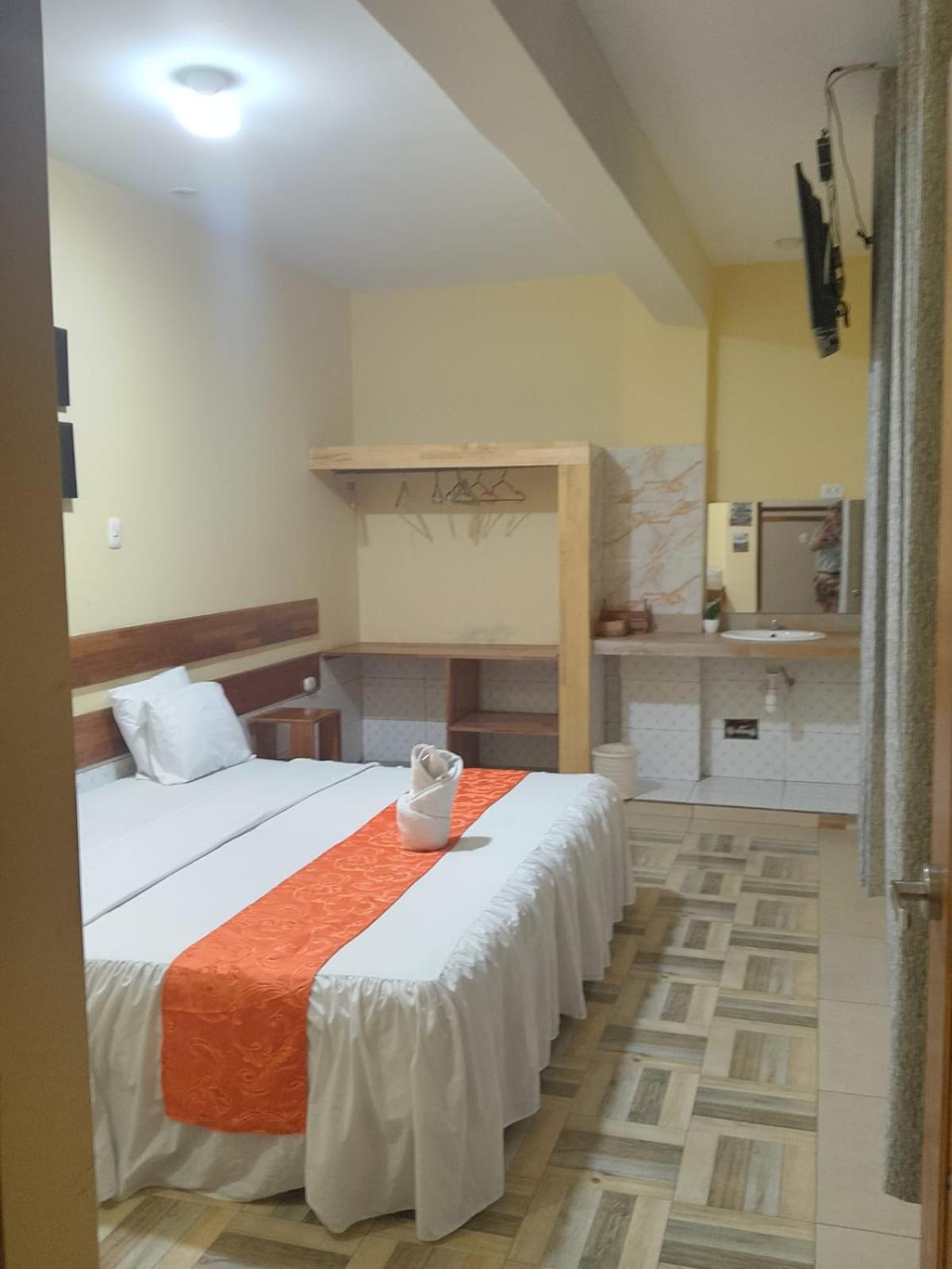 Double or Twin Room photo 2