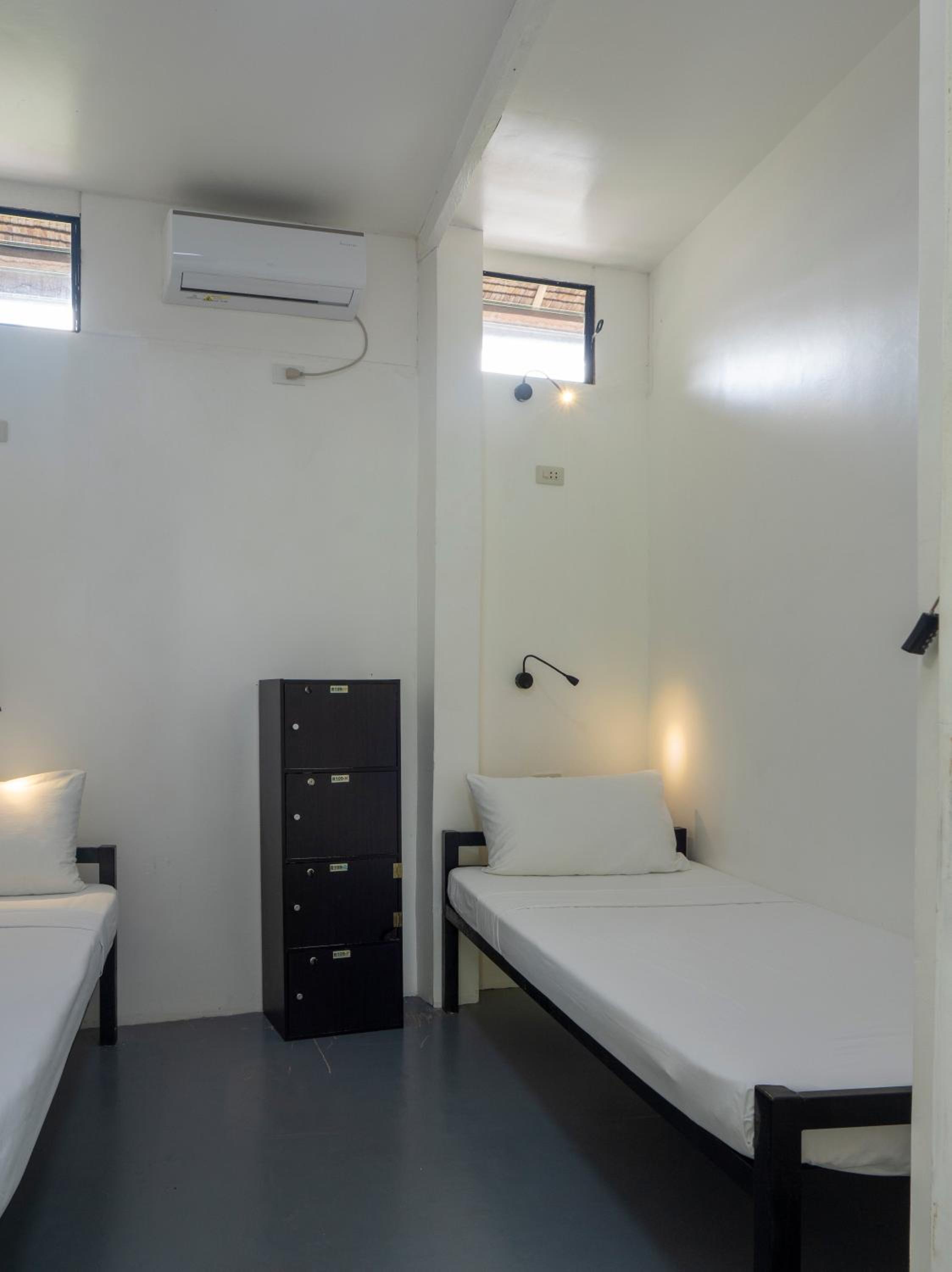 Deluxe Twin Room photo 2