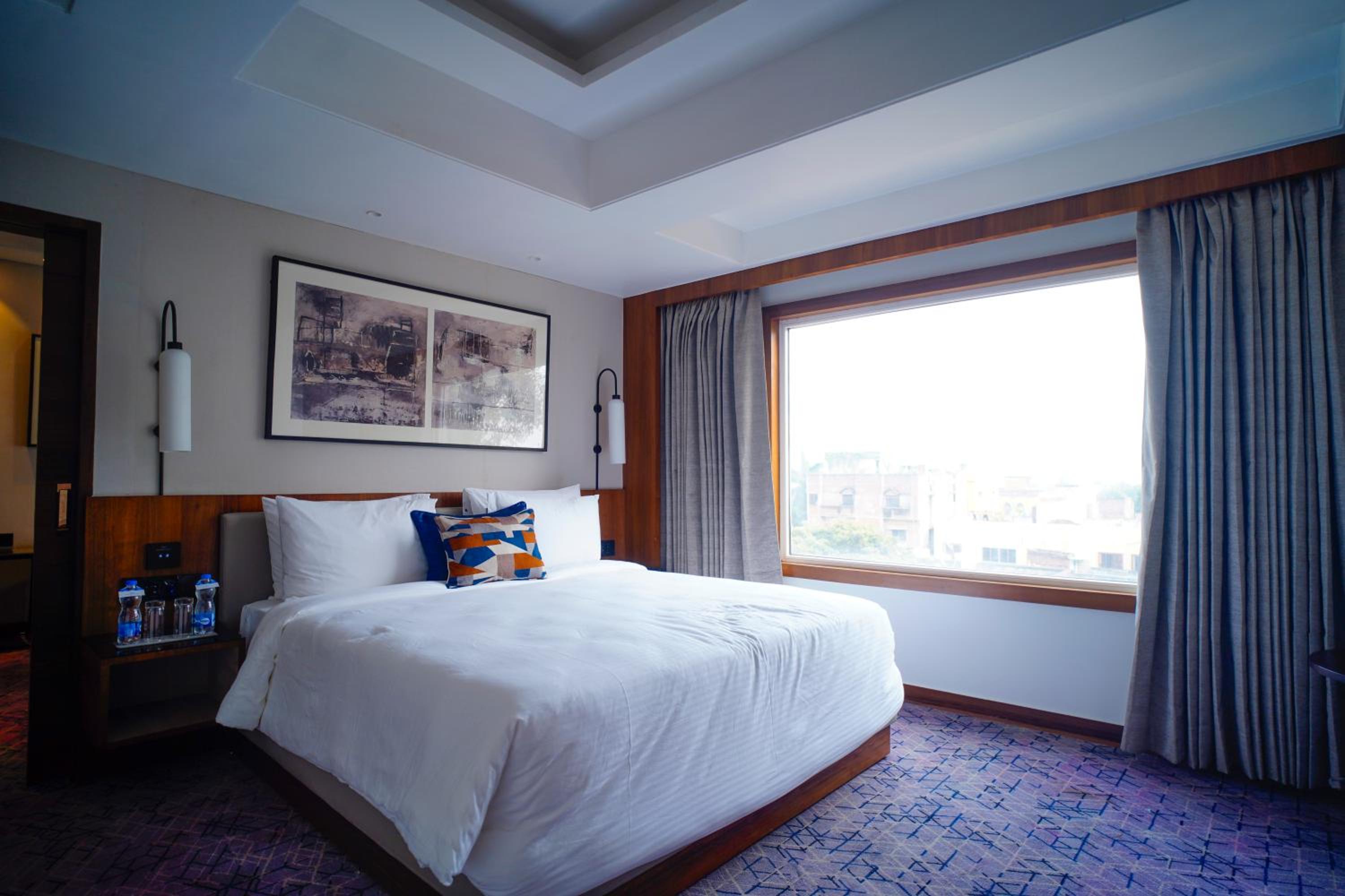Executive Suite photo 3