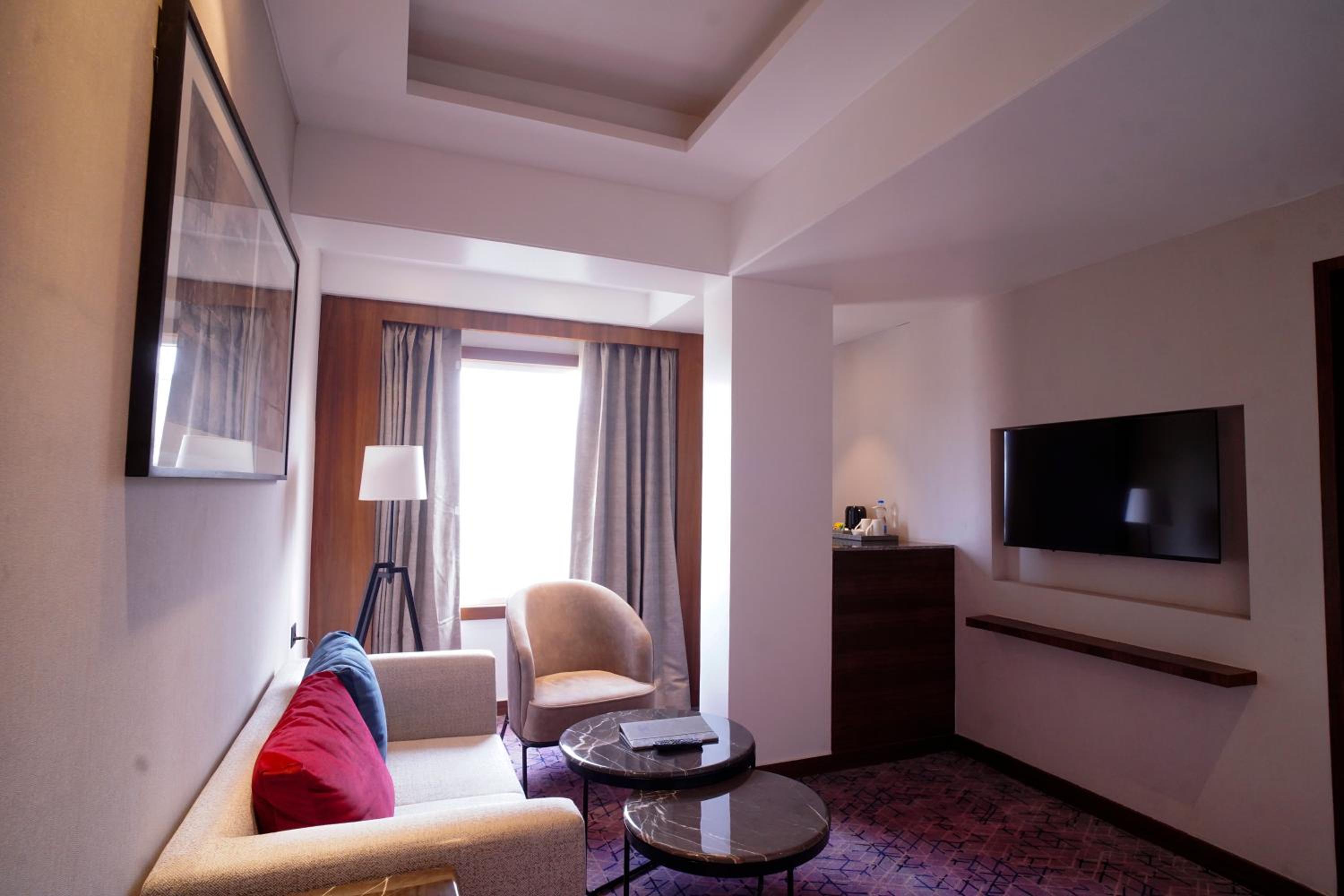 Executive Suite photo 2