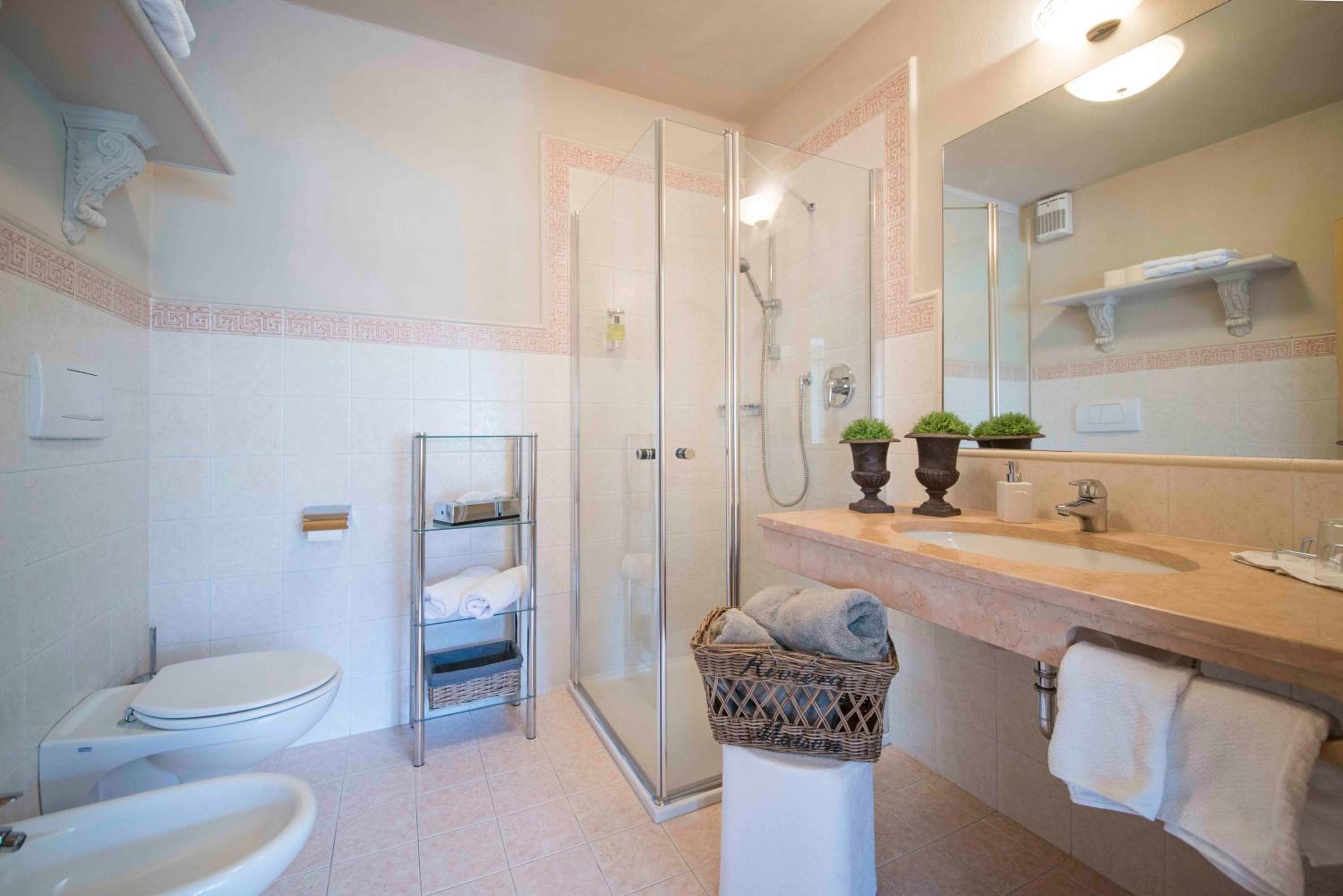 Junior Suite with Balcony photo 3