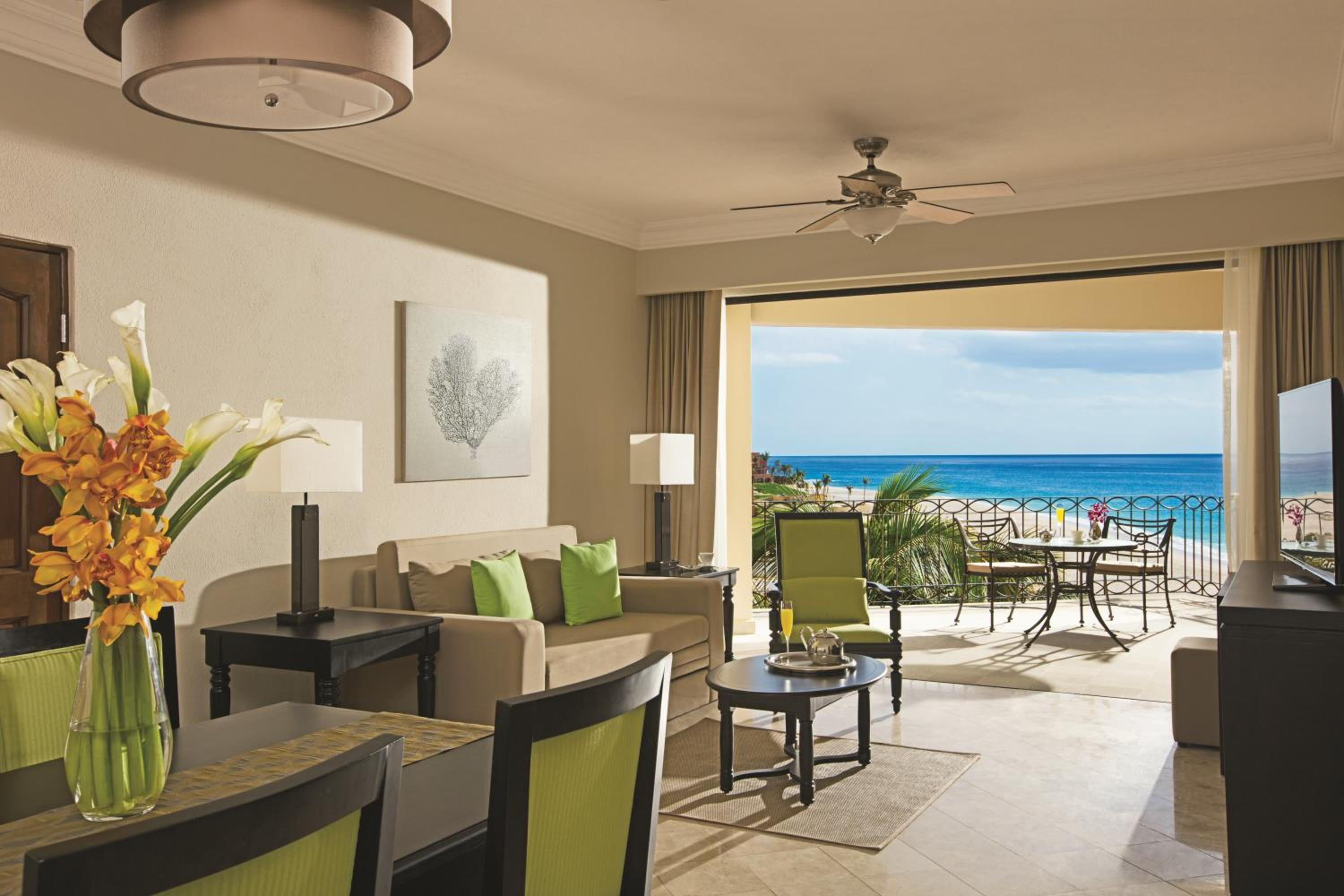 Family Junior Suite with Ocean View - Photo 1