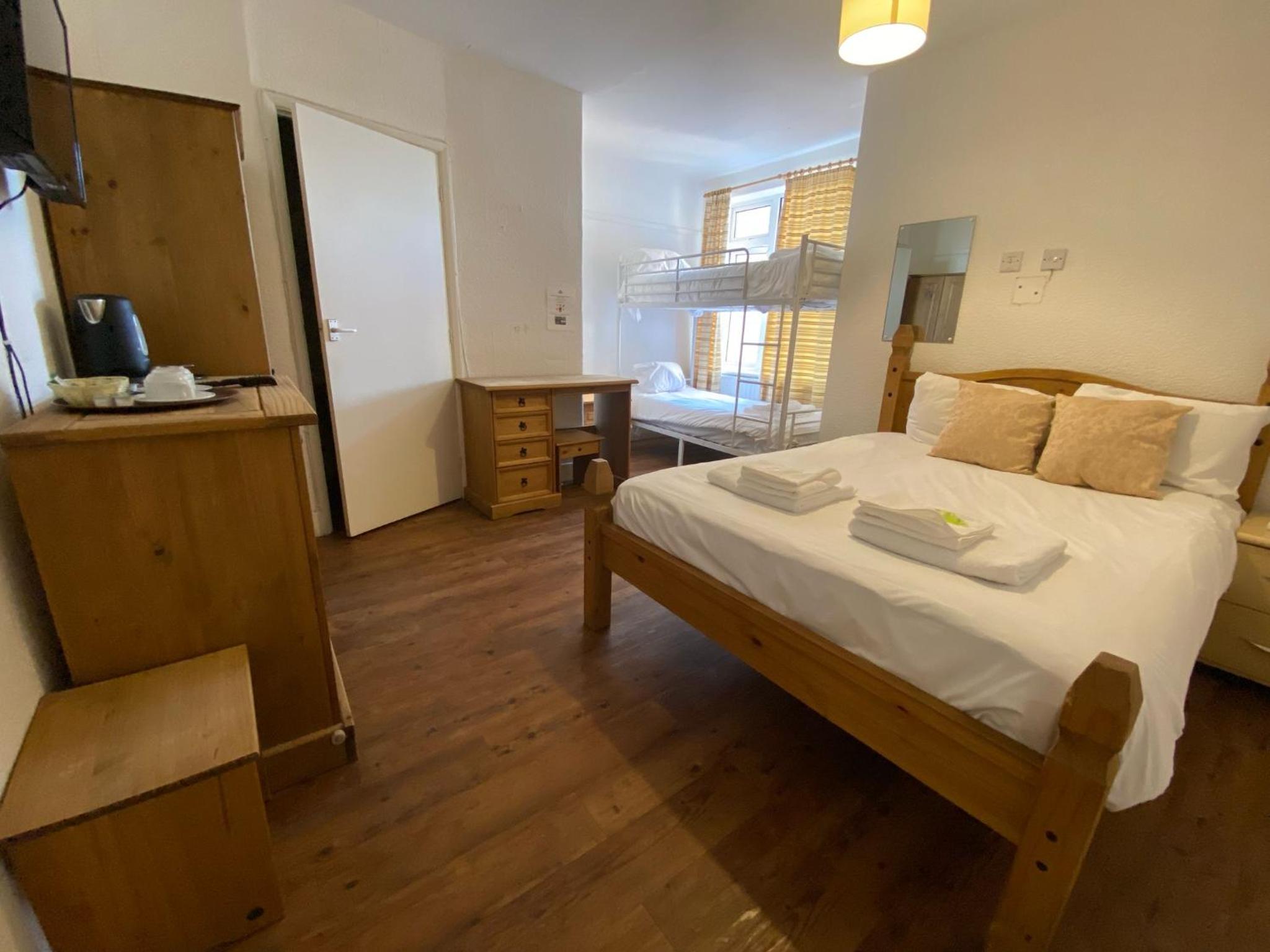 Quadruple Room photo 3