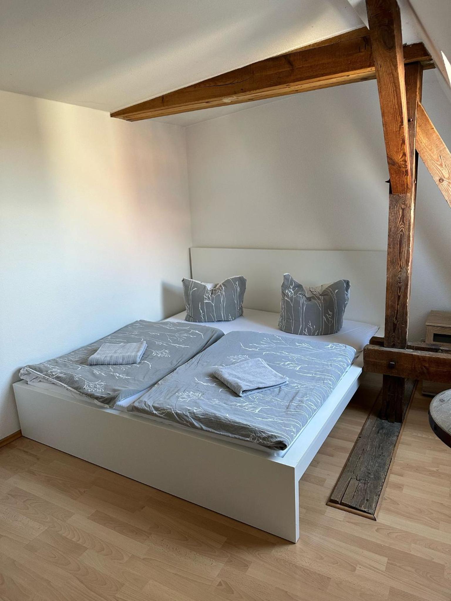 Large Double Room photo 1