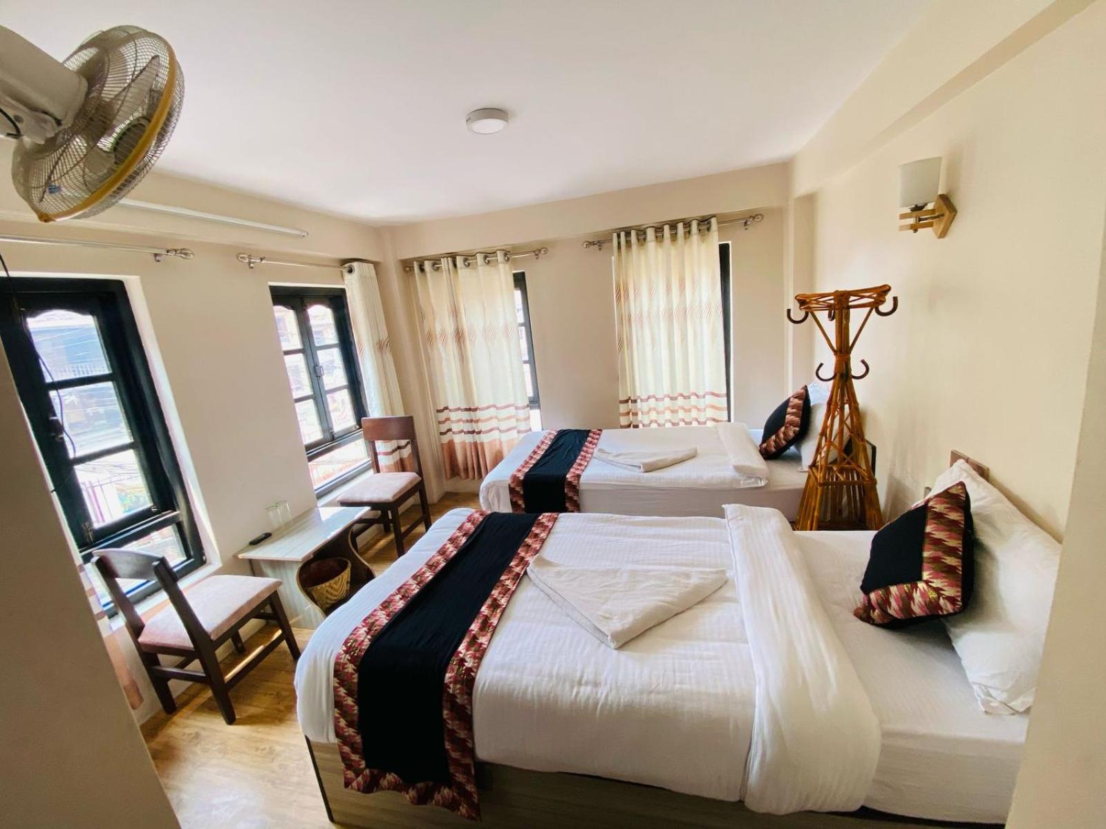 Standard Twin Room