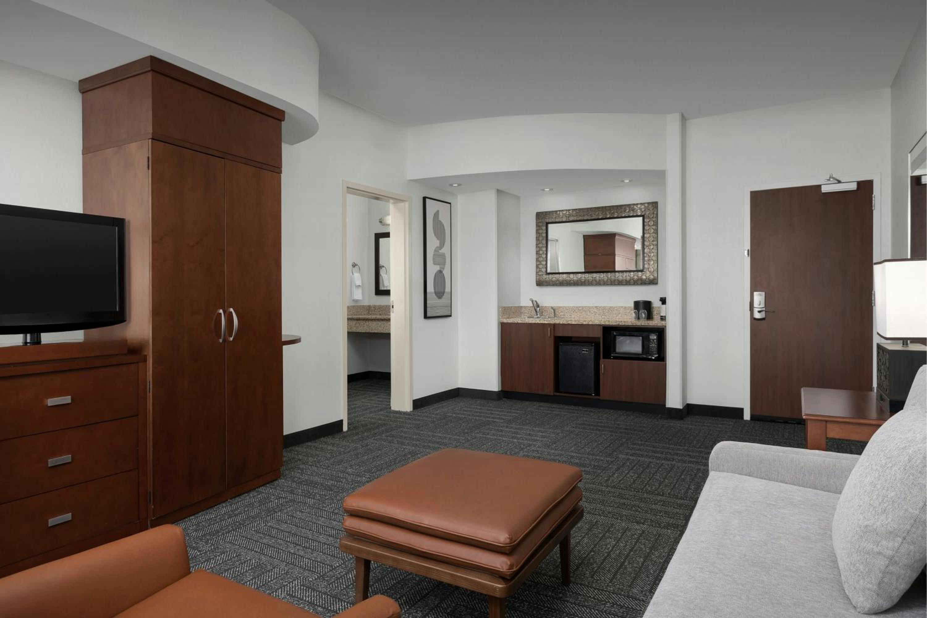 One-Bedroom King Suite with Sofa Bed - Hearing Accessible photo 1