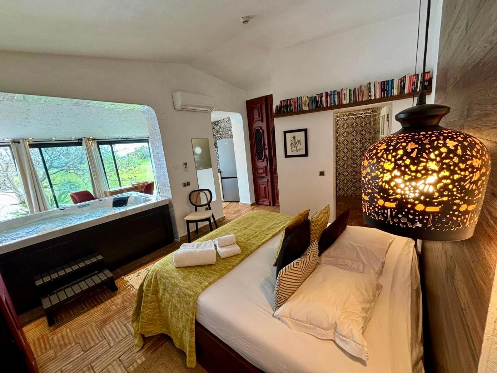 King Suite with Spa Bath
