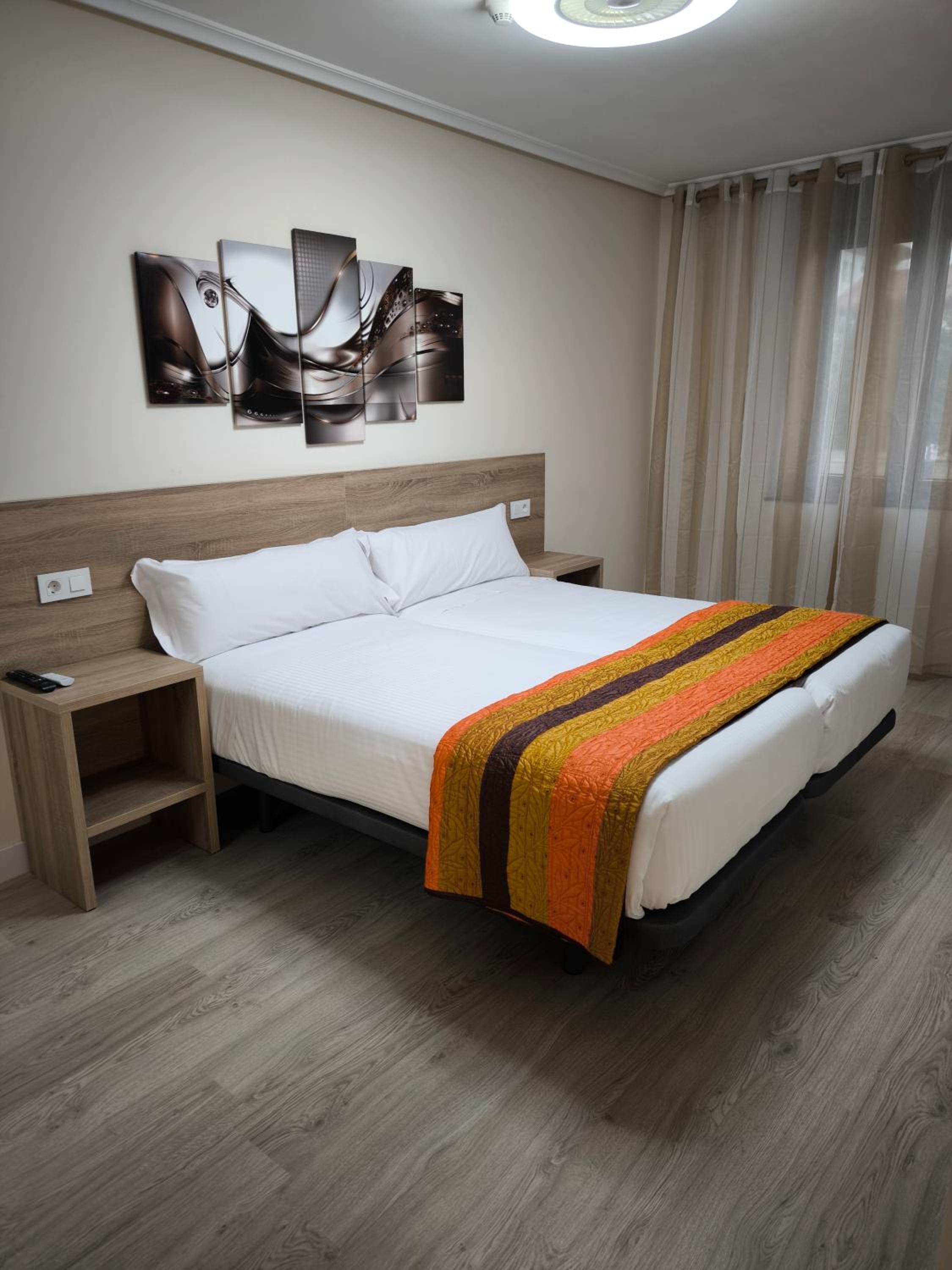 Twin Room with Shared Bathroom