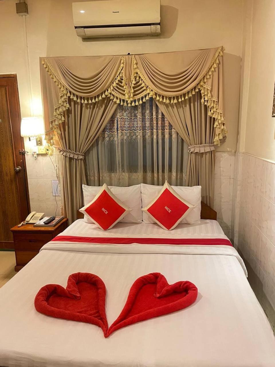 Double Room - Photo 3