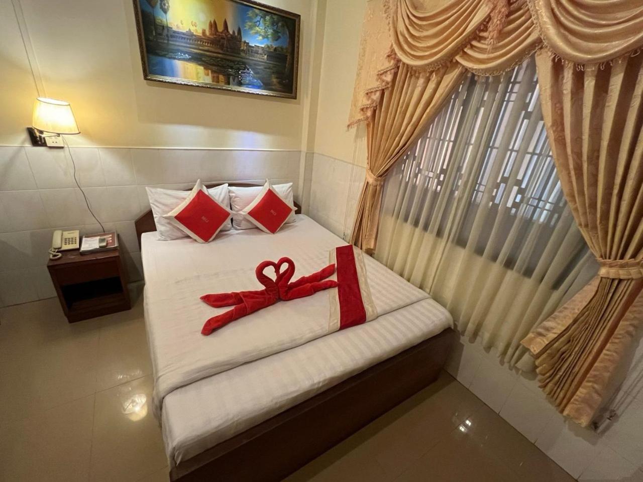 Double Room - Photo 2
