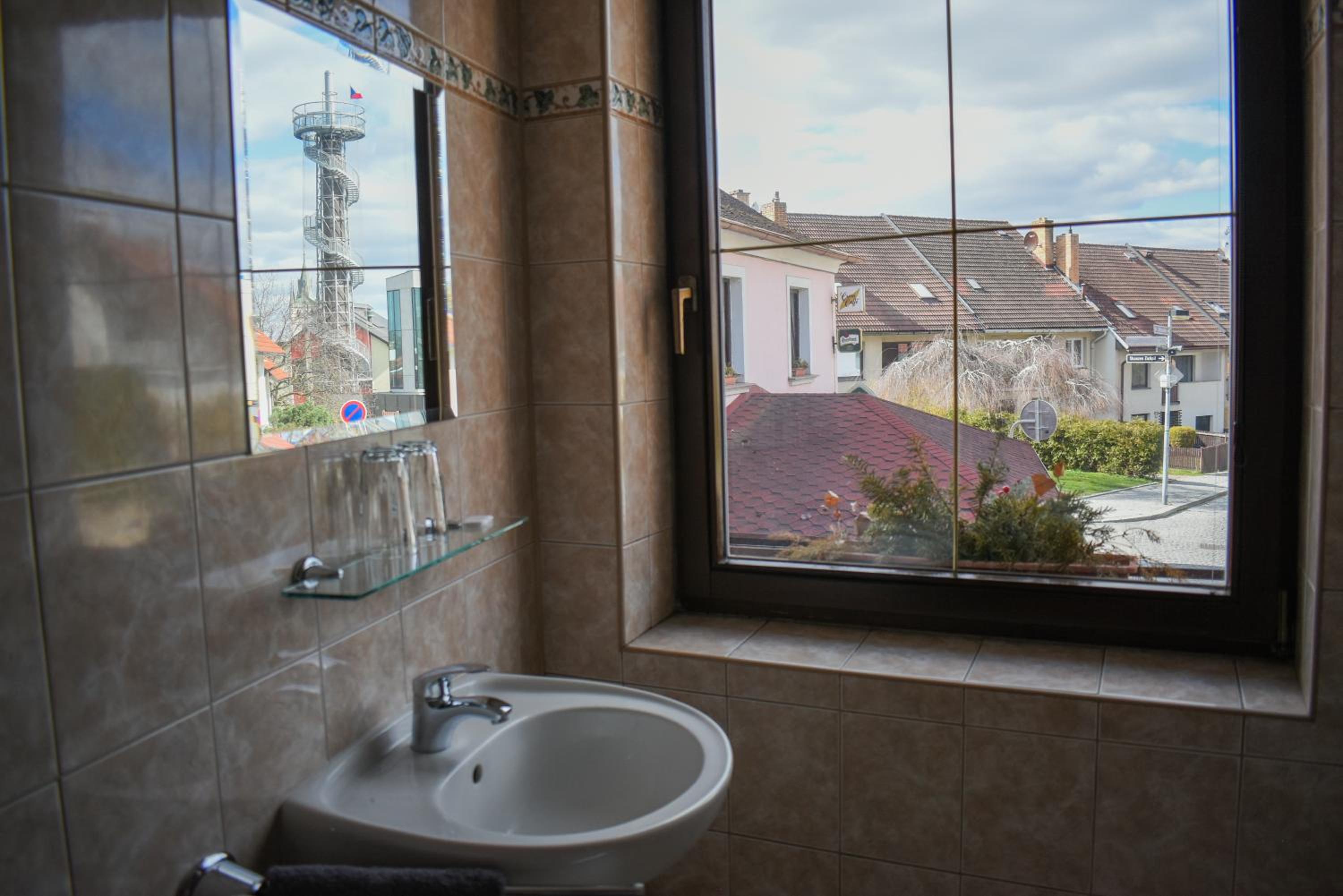 Maisonette photo 1