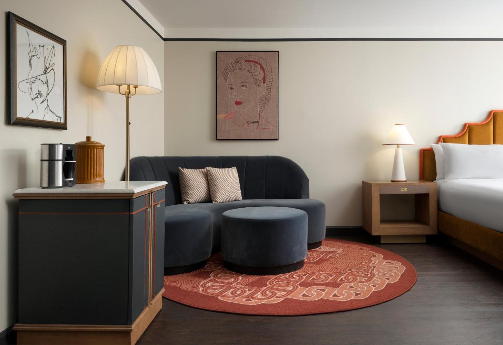 King Suite - Photo 2