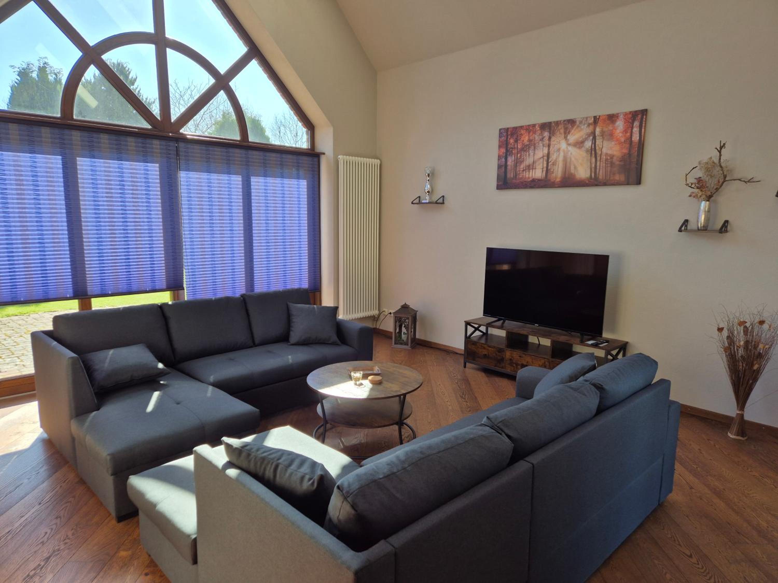 Three-Bedroom Apartment photo 1