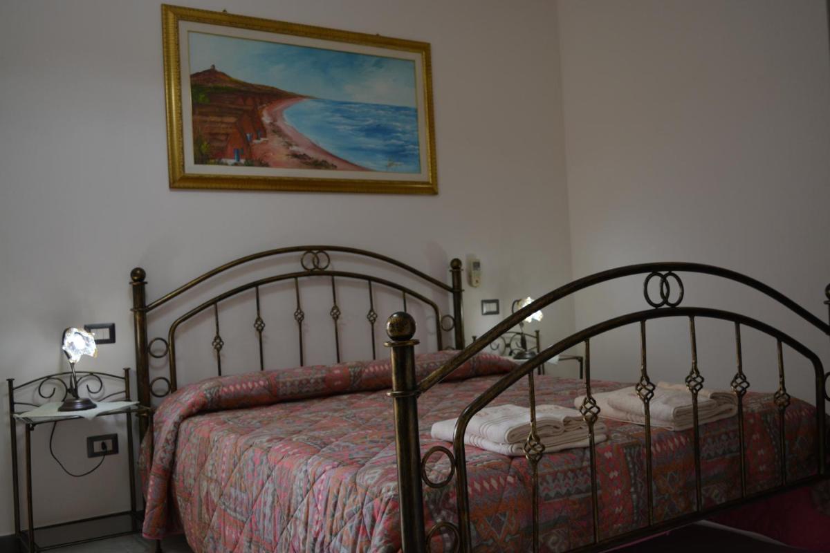 Triple Room with Private Bathroom