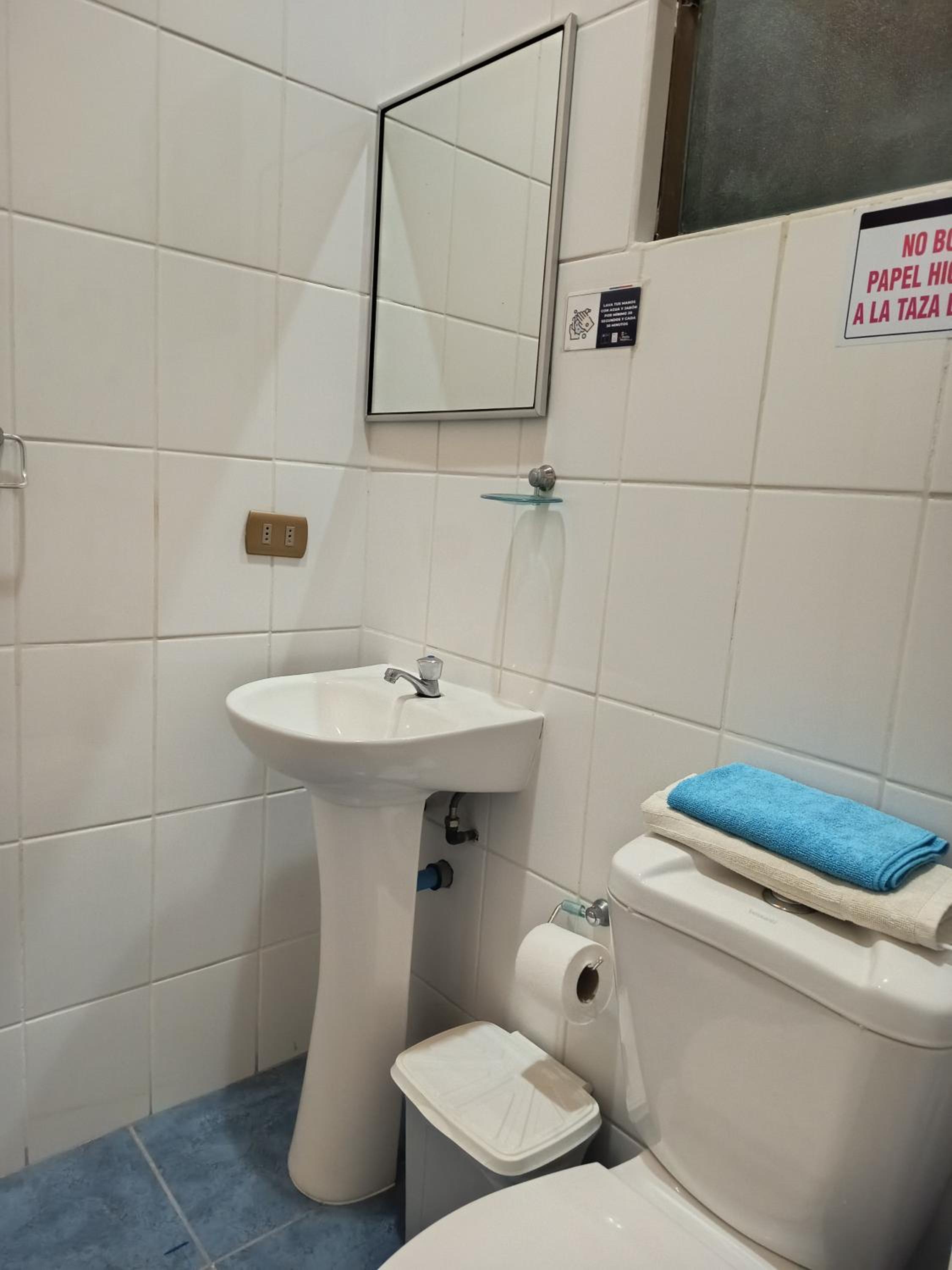 Two-Bedroom Apartment (3 Adults) photo 2