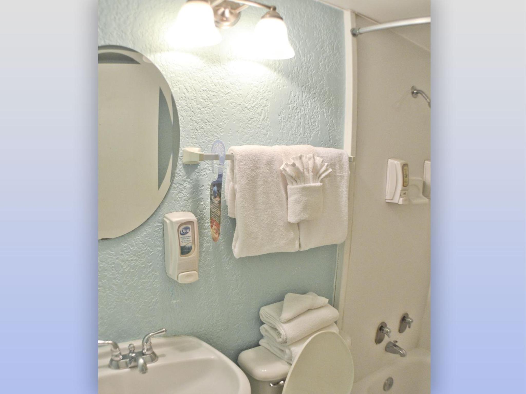 Standard Double Room with Patio - Gulf Side - Photo 4