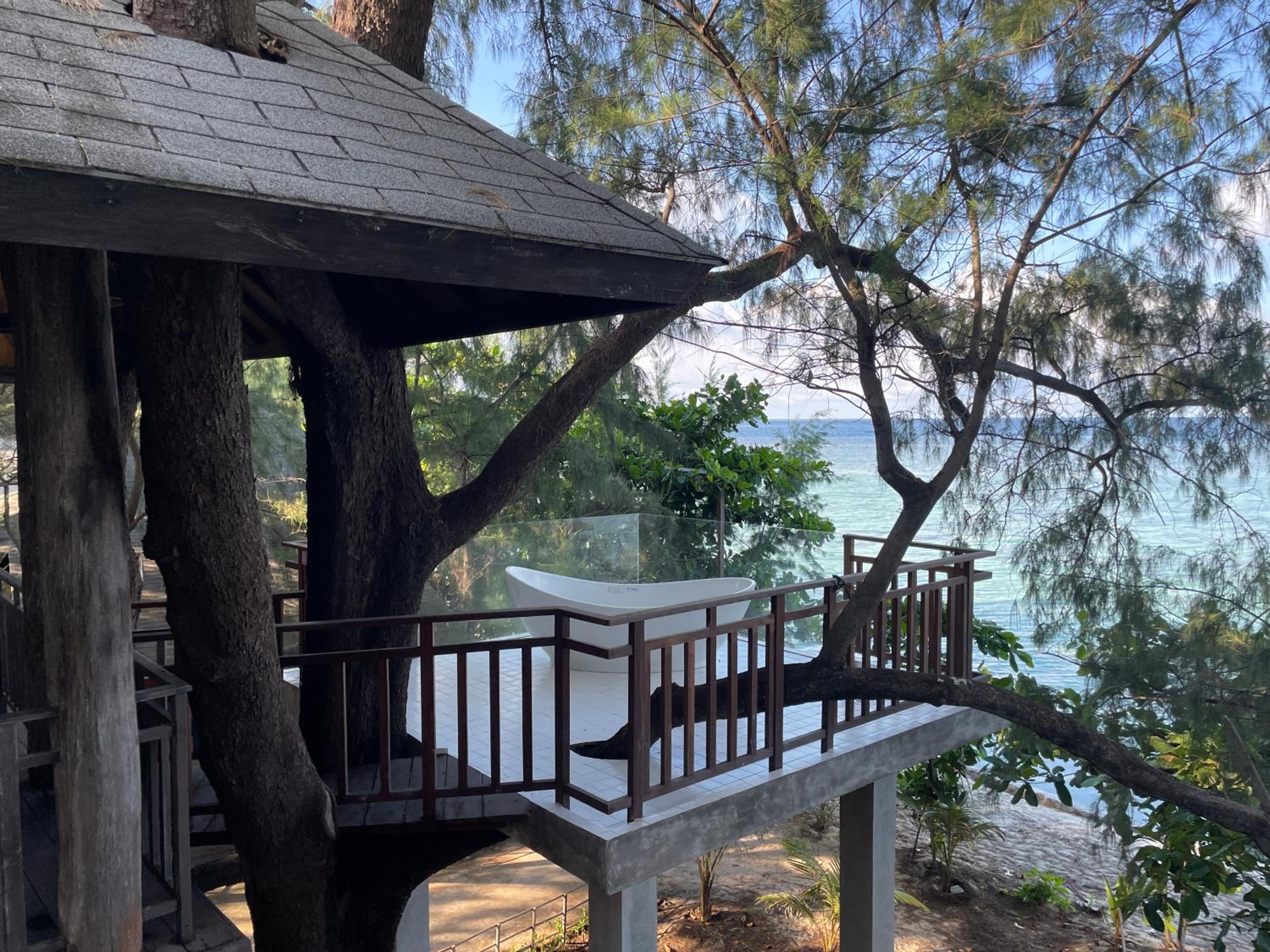 Tree House with Sea View - Cemara photo 3