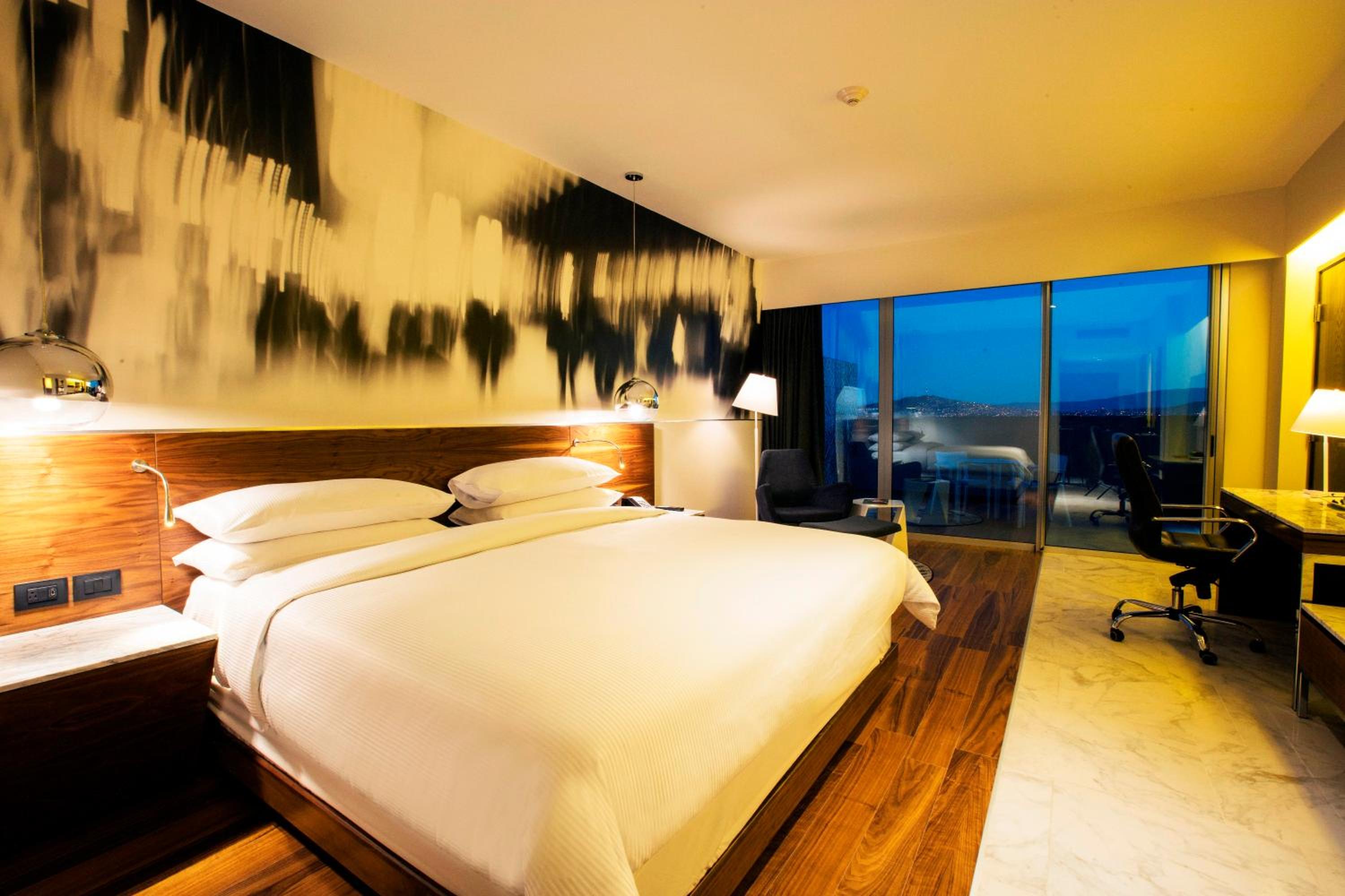 Available room