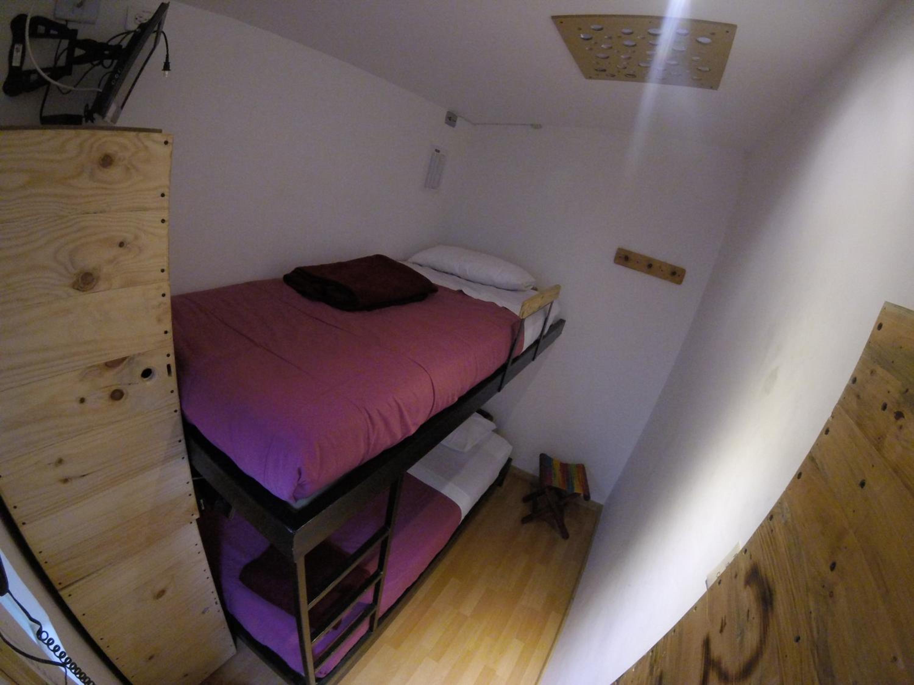 Twin Room with Shared Bathroom photo 3