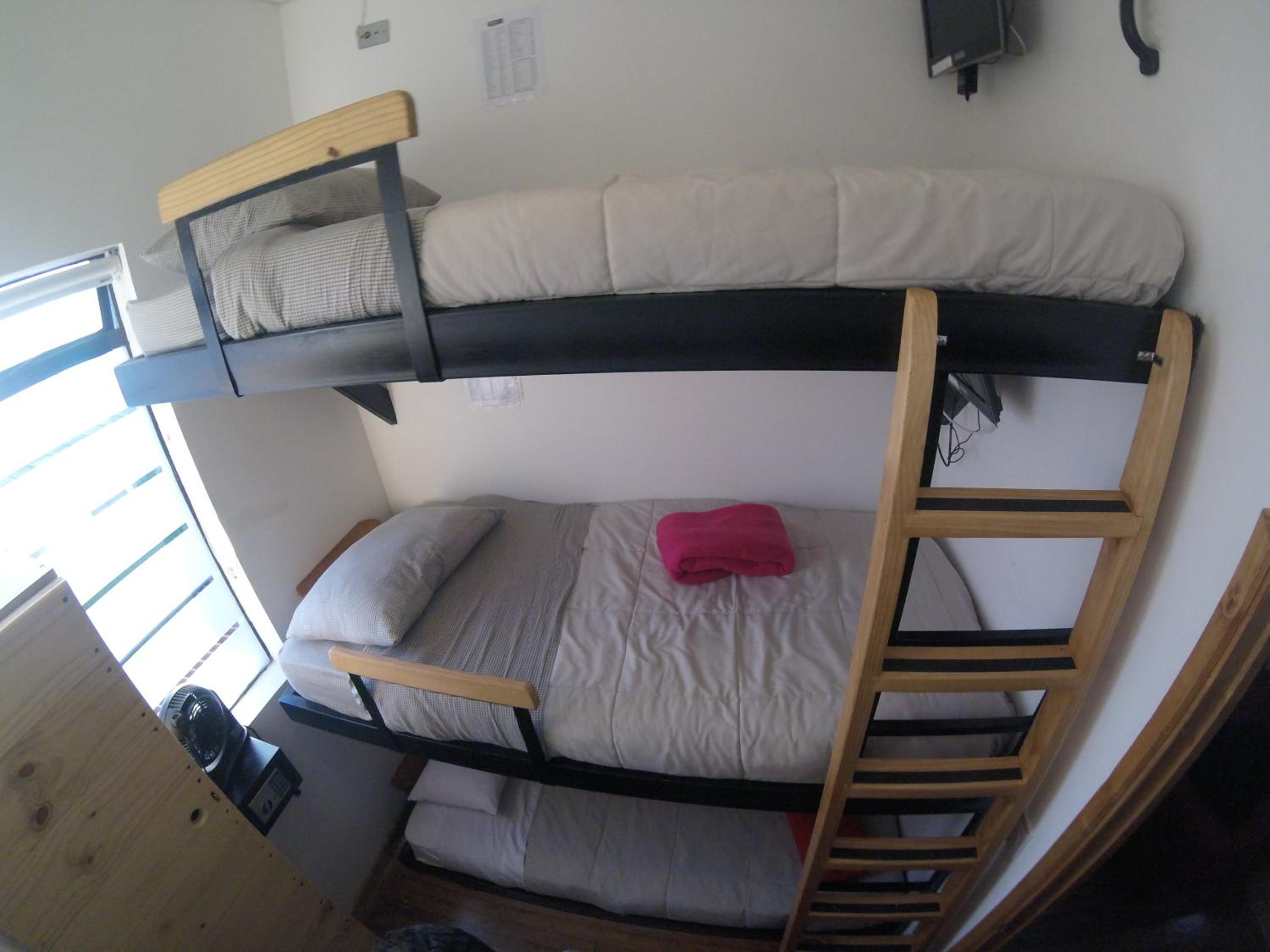 Triple Room with Shared Bathroom photo 2