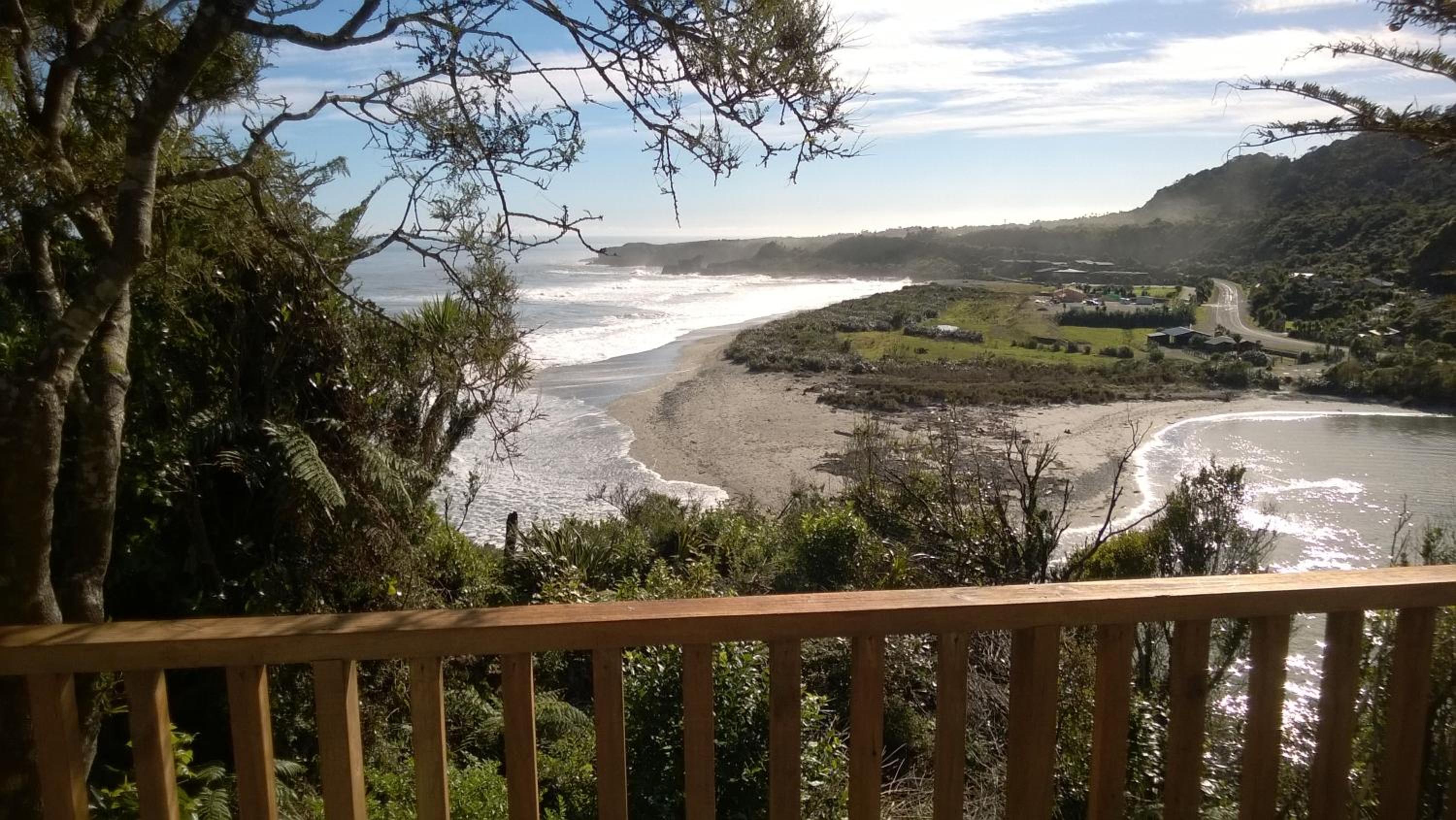 One-Bedroom Cottage - Blowholes View - Photo 3