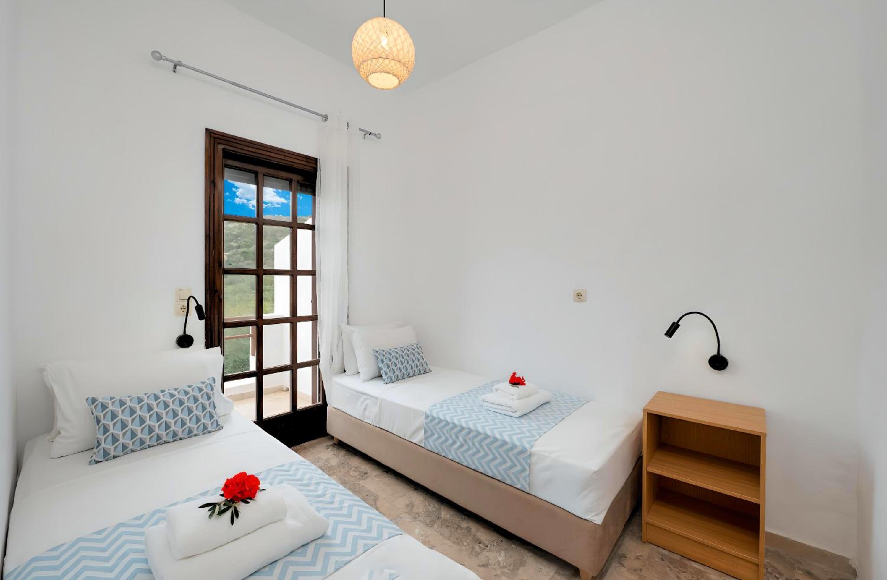 Apartment with Balcony