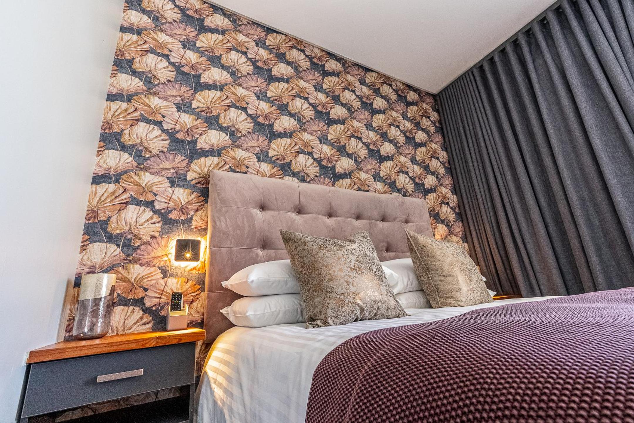 Double Room with Extra Bed photo 1