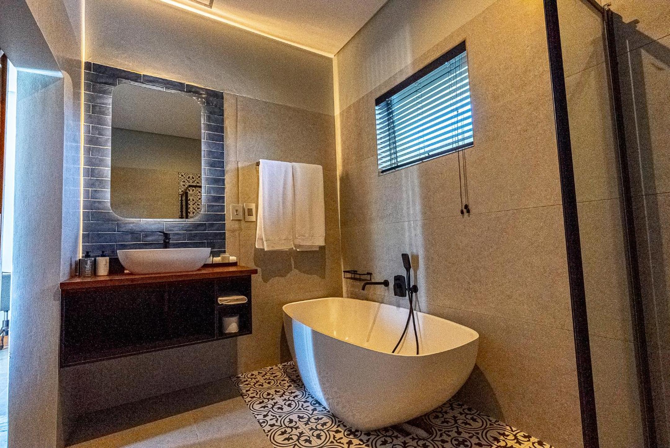 Double Room with Extra Bed photo 2