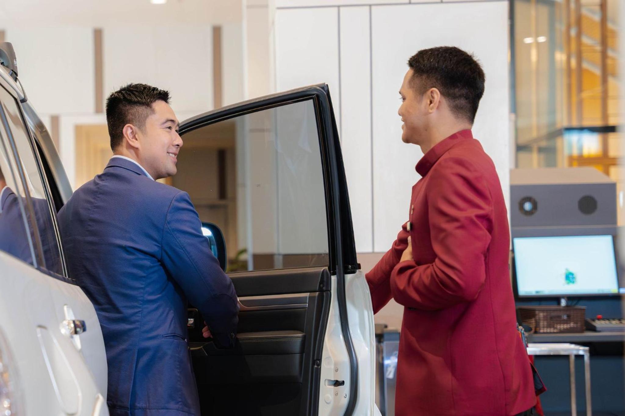 Stay and Save Package - Room Only with One-way Airport Transfer