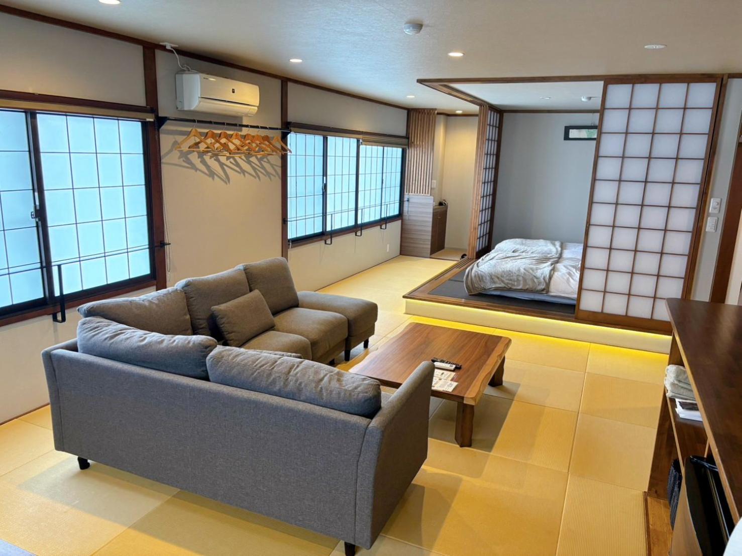 Deluxe Family Room