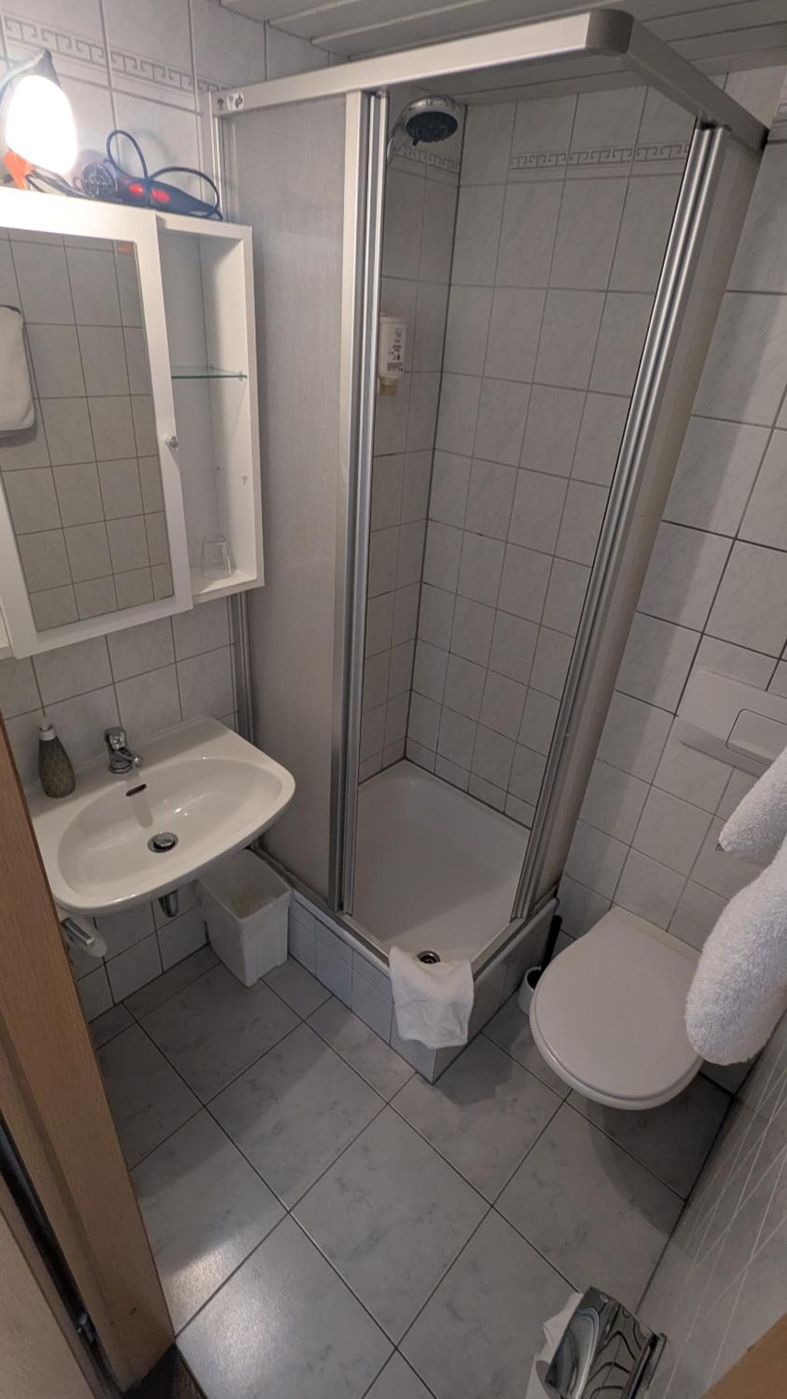 Twin Room with Private Bathroom