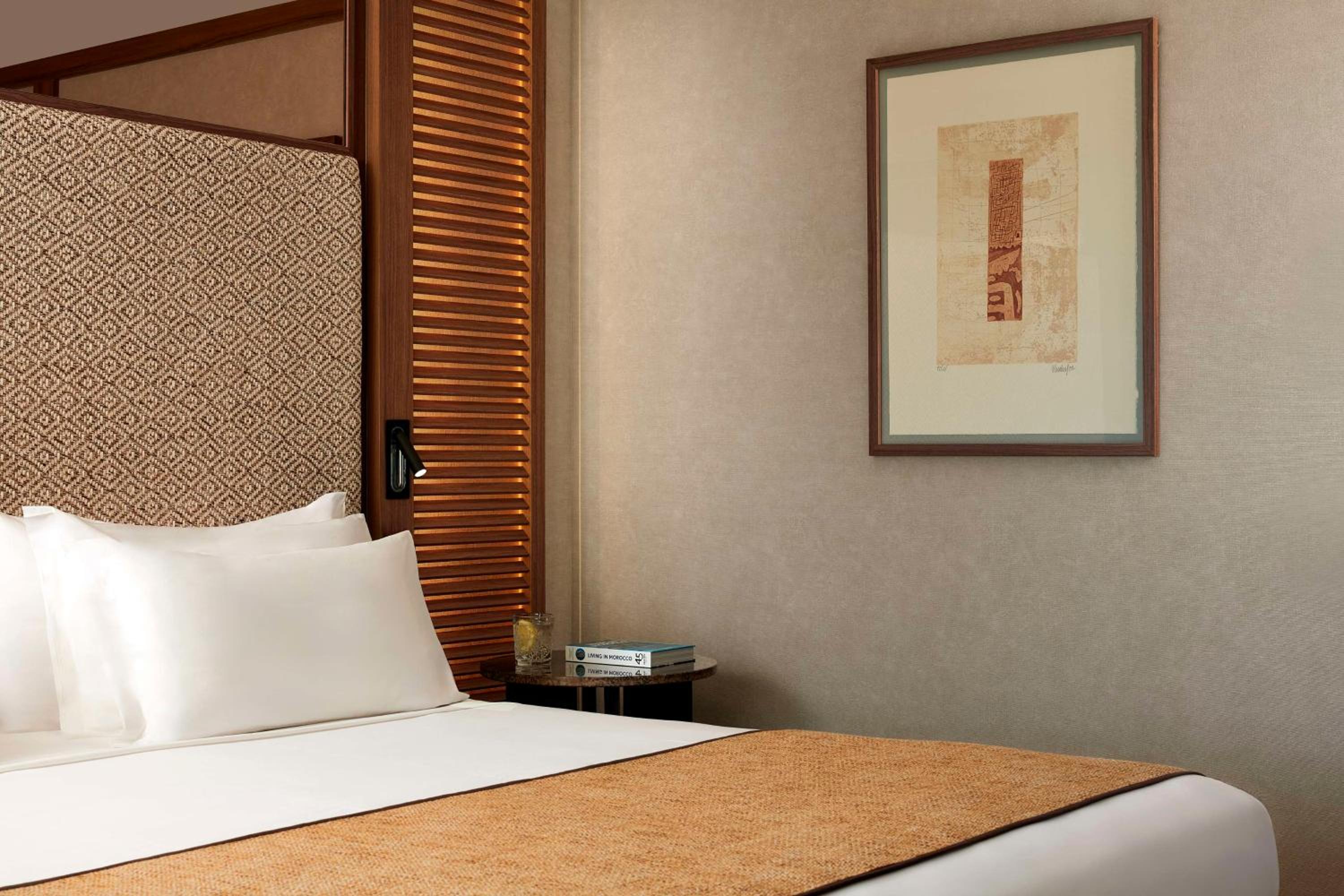 Junior Suite with Pool View and Terrace