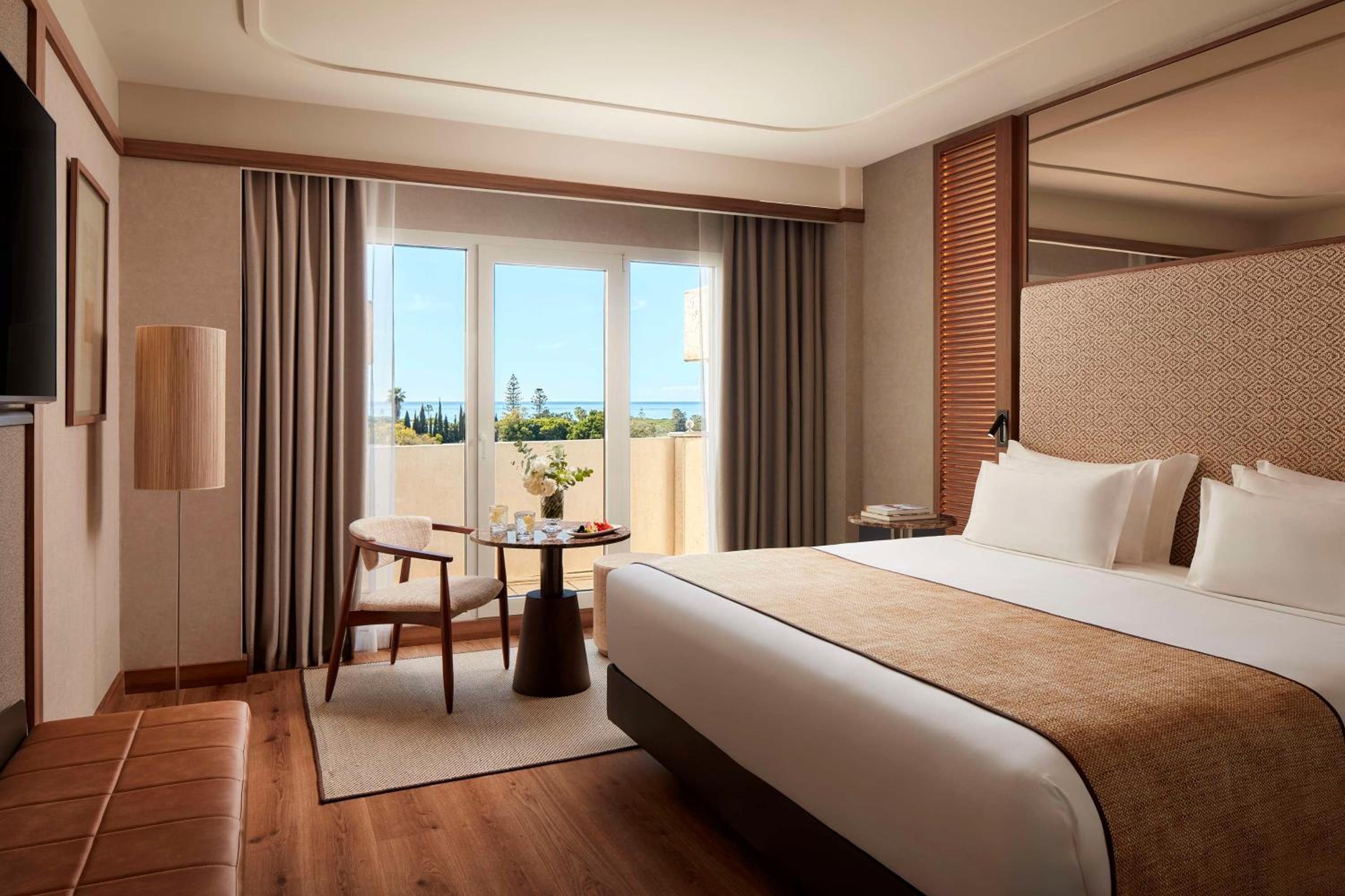 Junior Suite with Sea View and Terrace