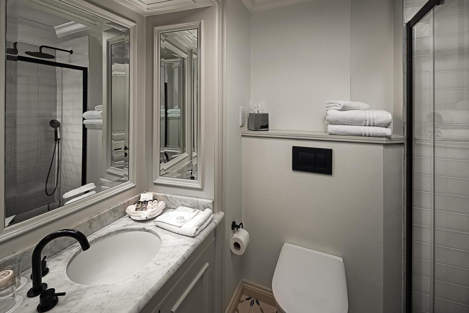 Deluxe Twin Room photo 1